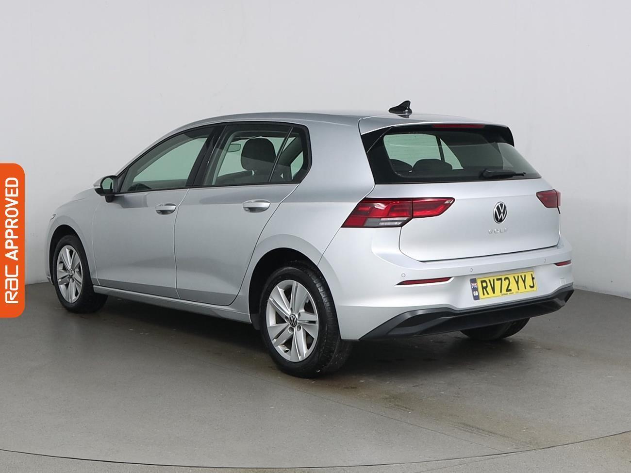 Volkswagen Golf view 4