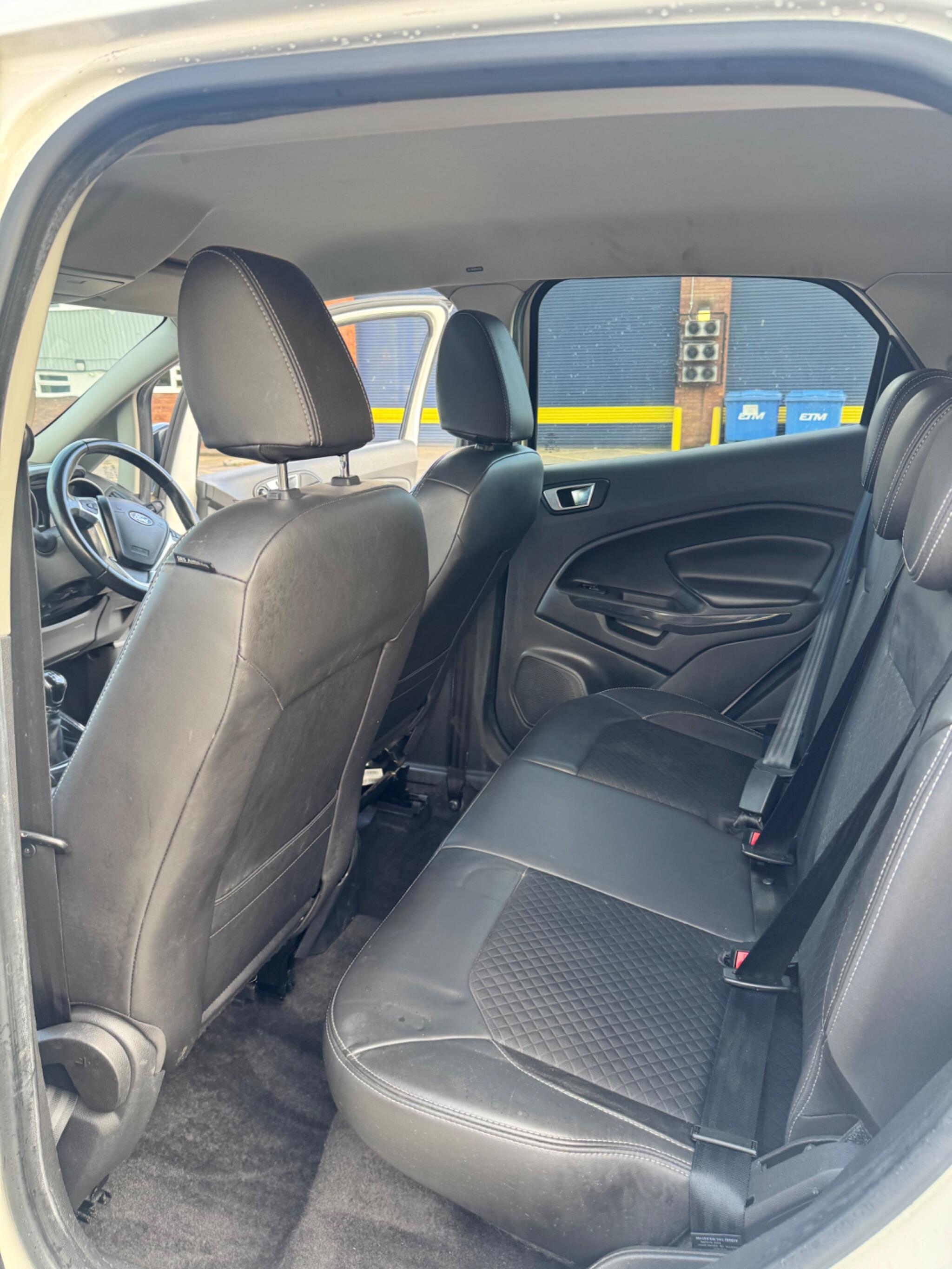 Ford Ecosport view 28