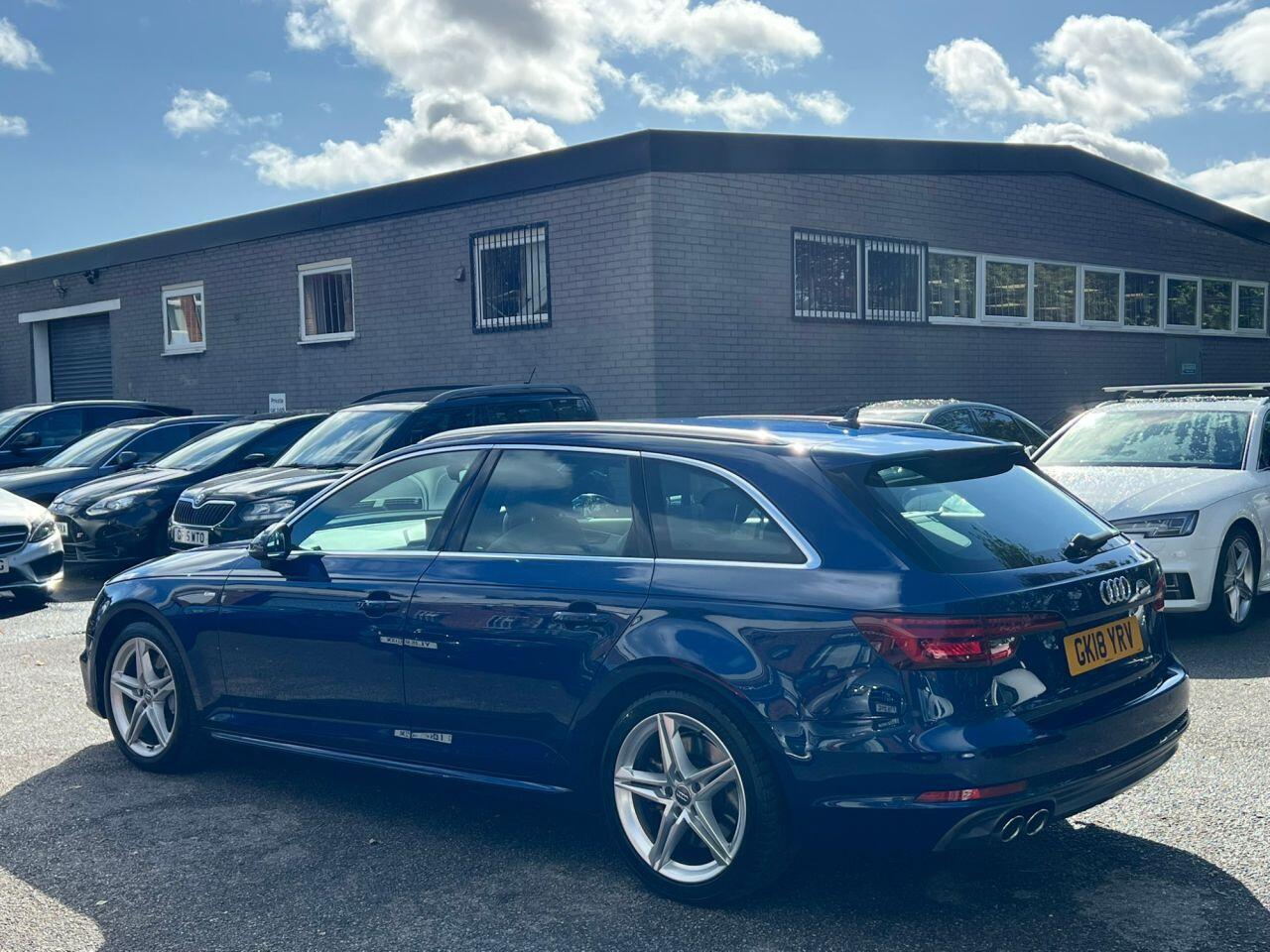 Audi A4 view 10