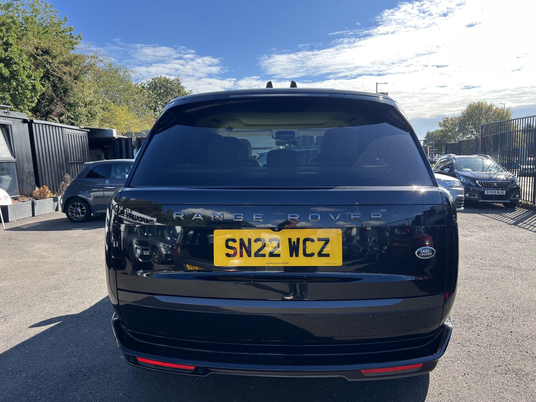 Land Rover Range Rover view 38