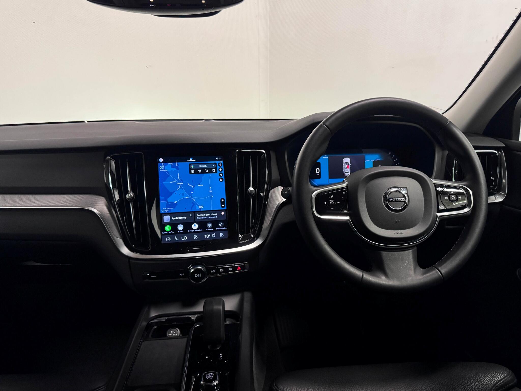 Volvo V60 Cross Country view 31