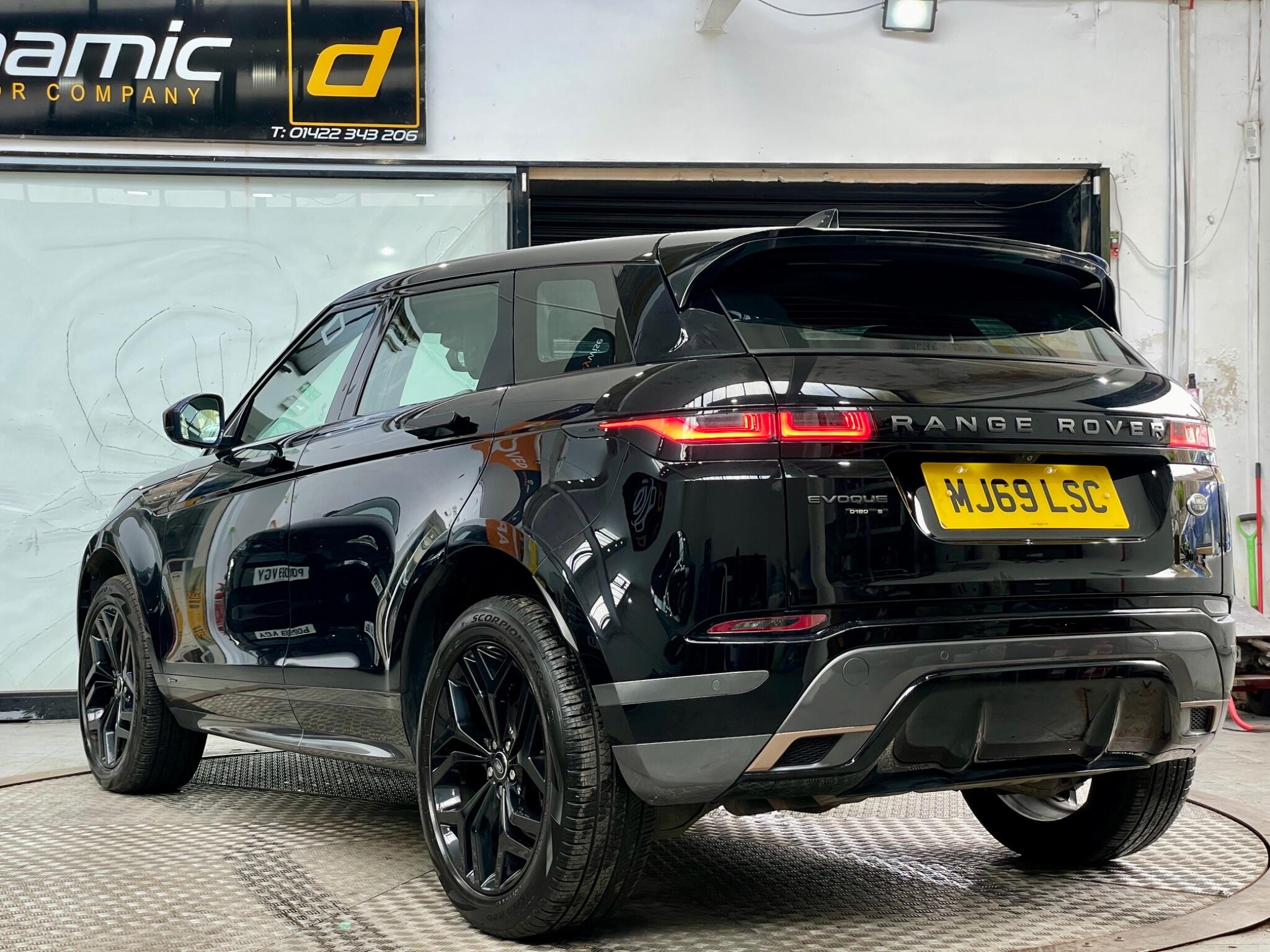 Land Rover Range Rover Evoque view 5