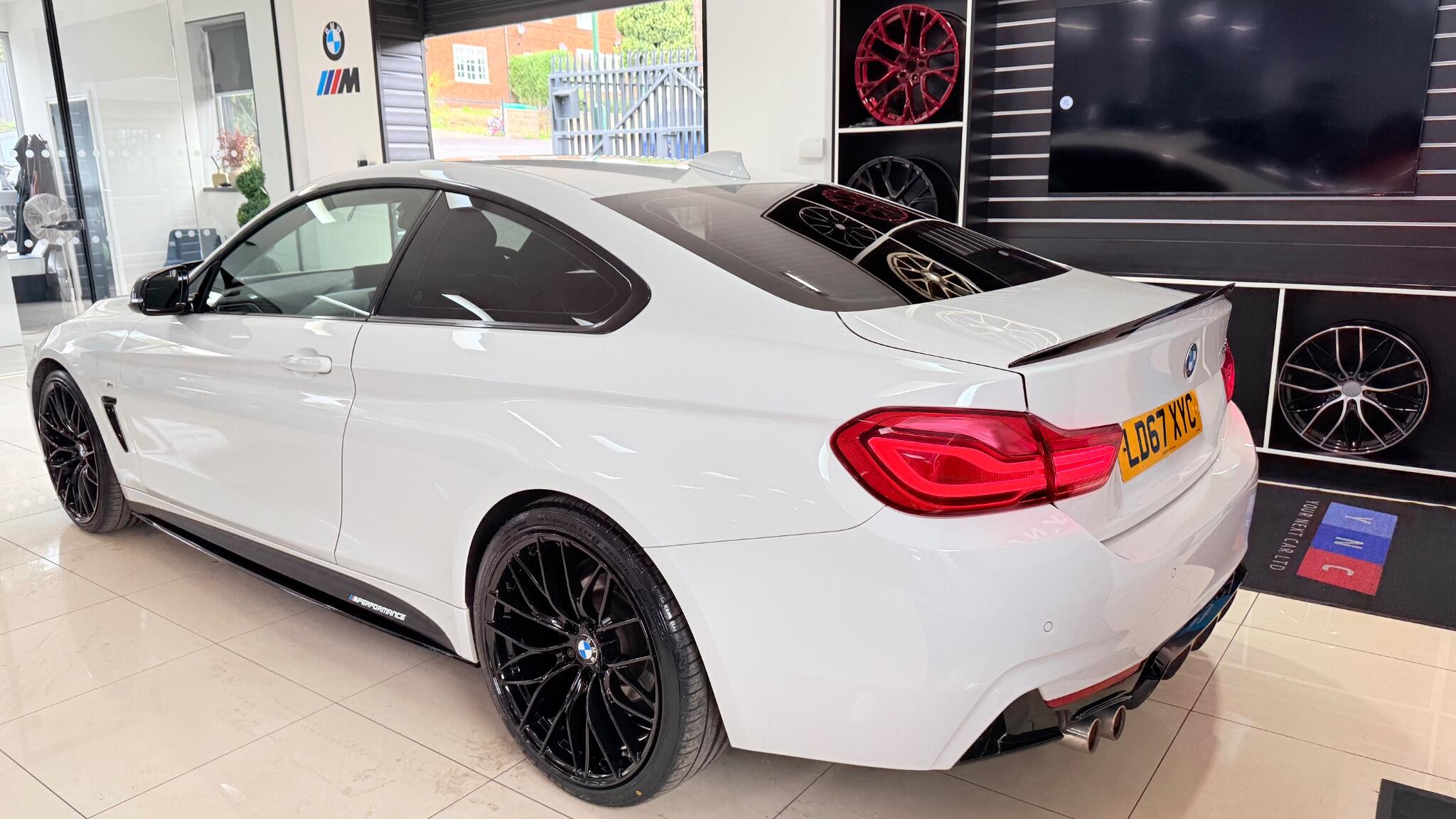 BMW 4 Series view 9