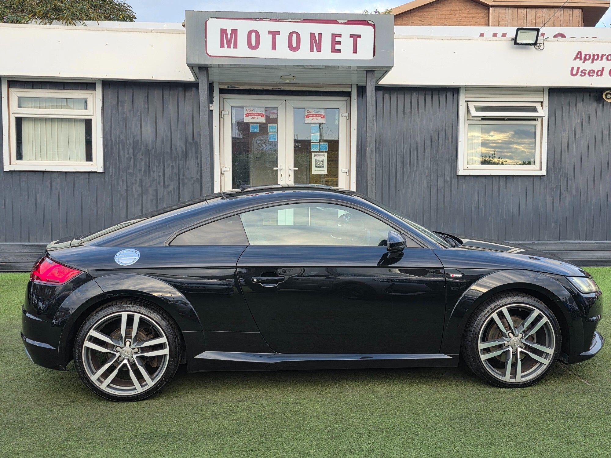 Audi TT view 10