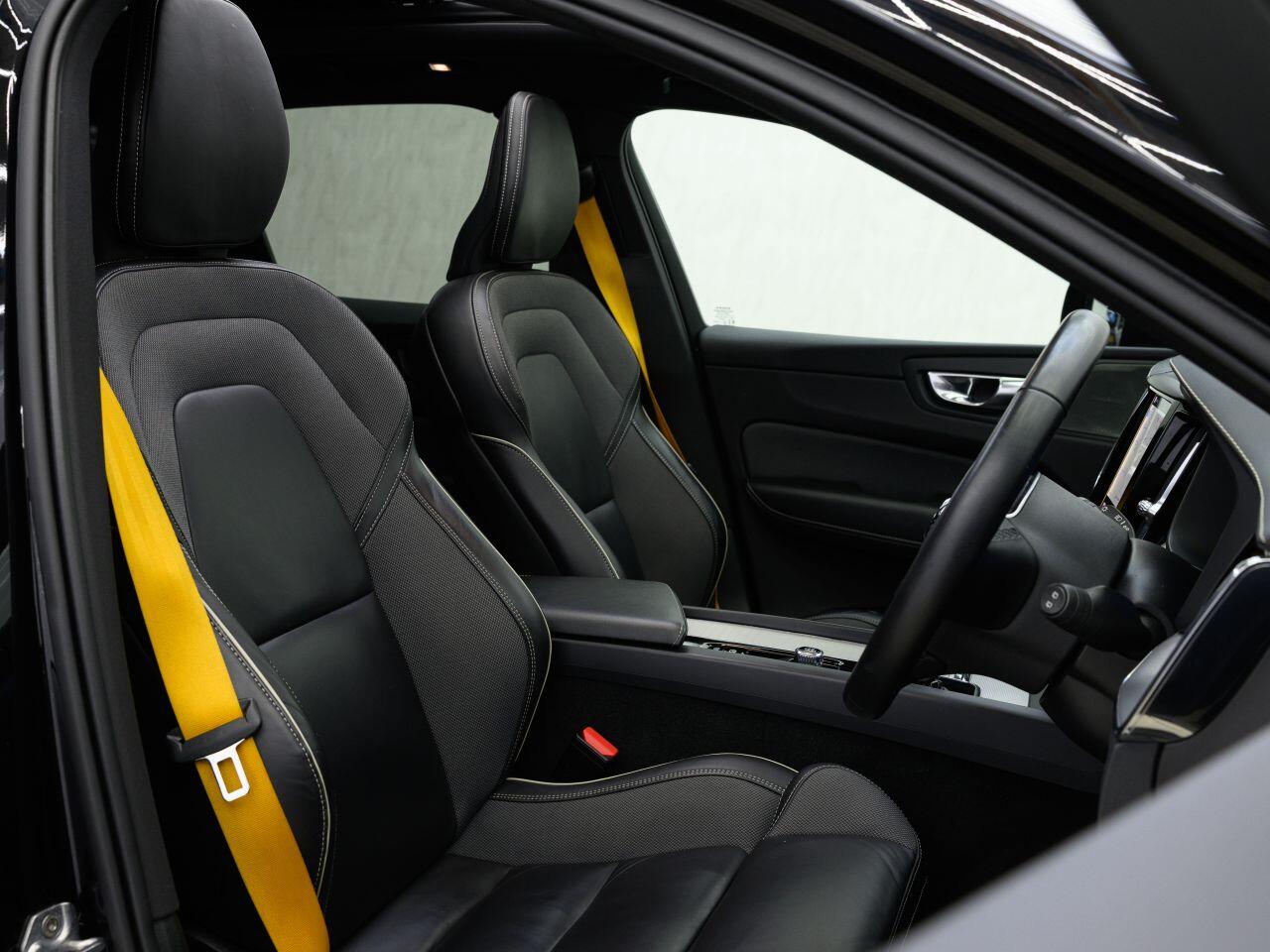 Volvo XC60 view 24