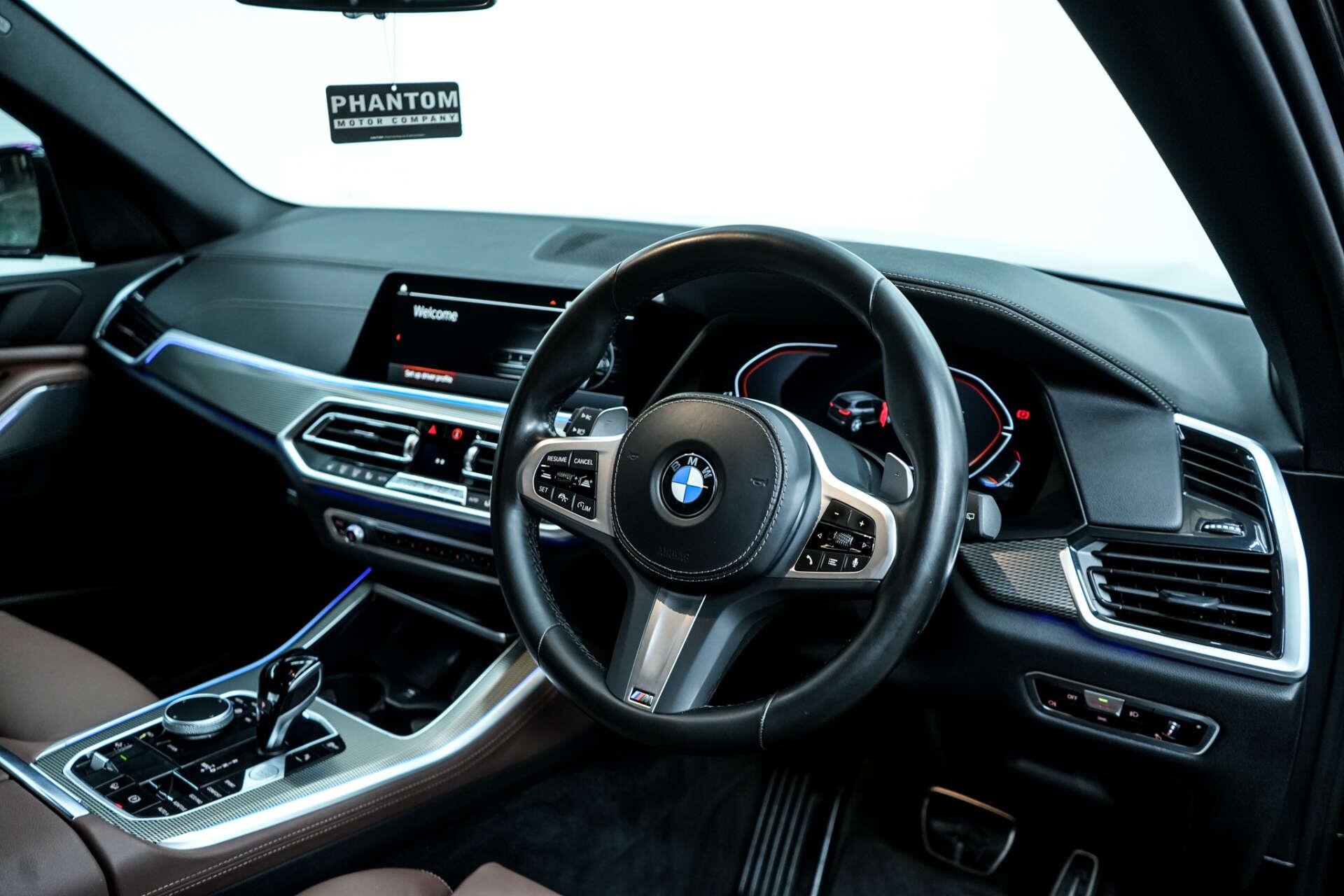BMW X5 view 11