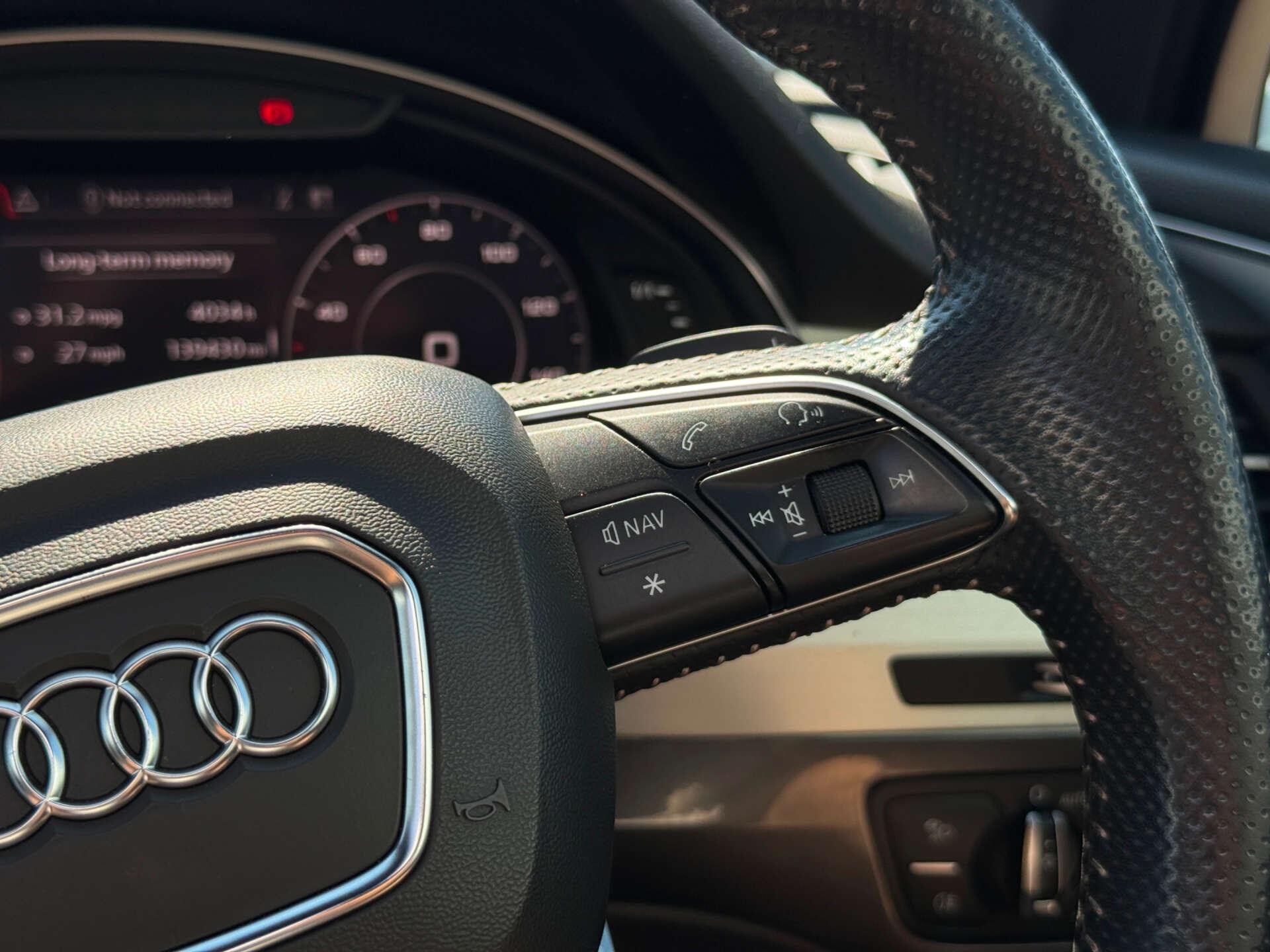 Audi Q7 view 51