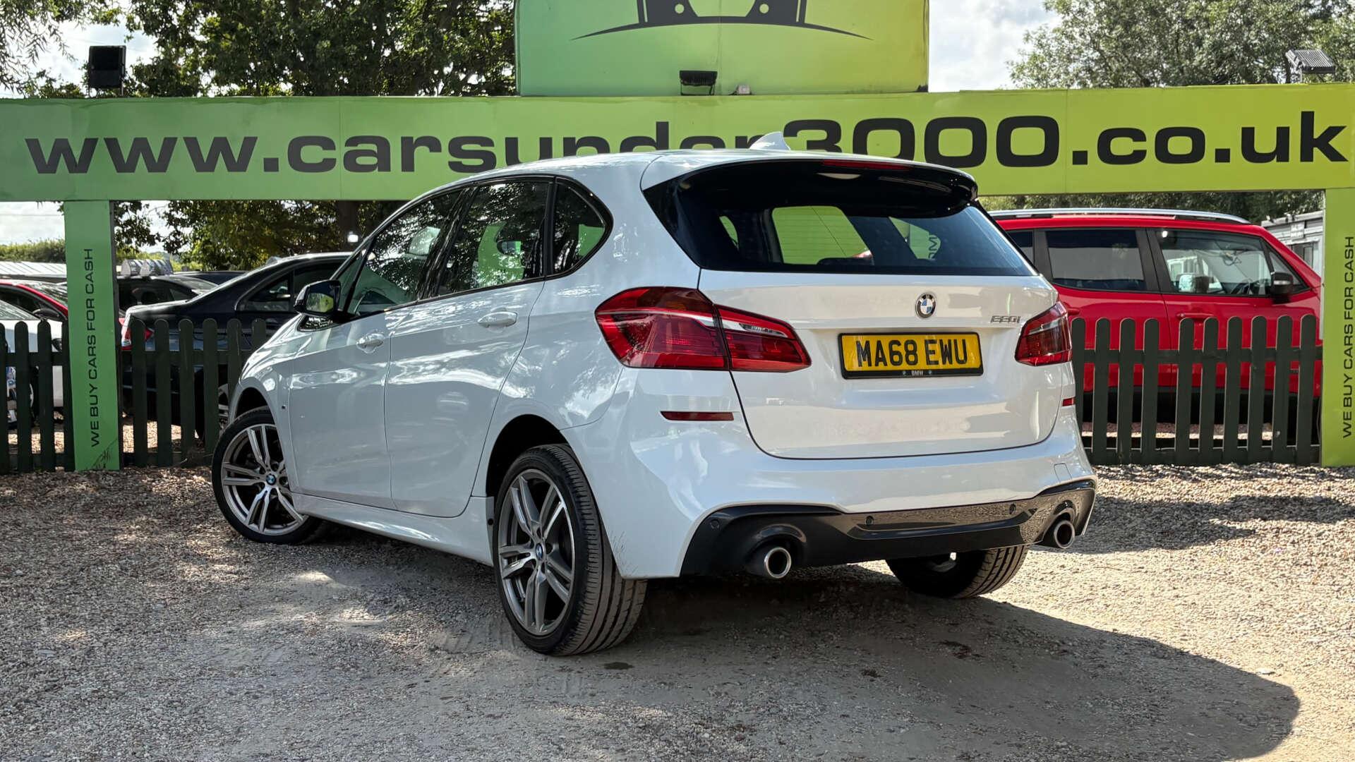 BMW 2 Series view 4