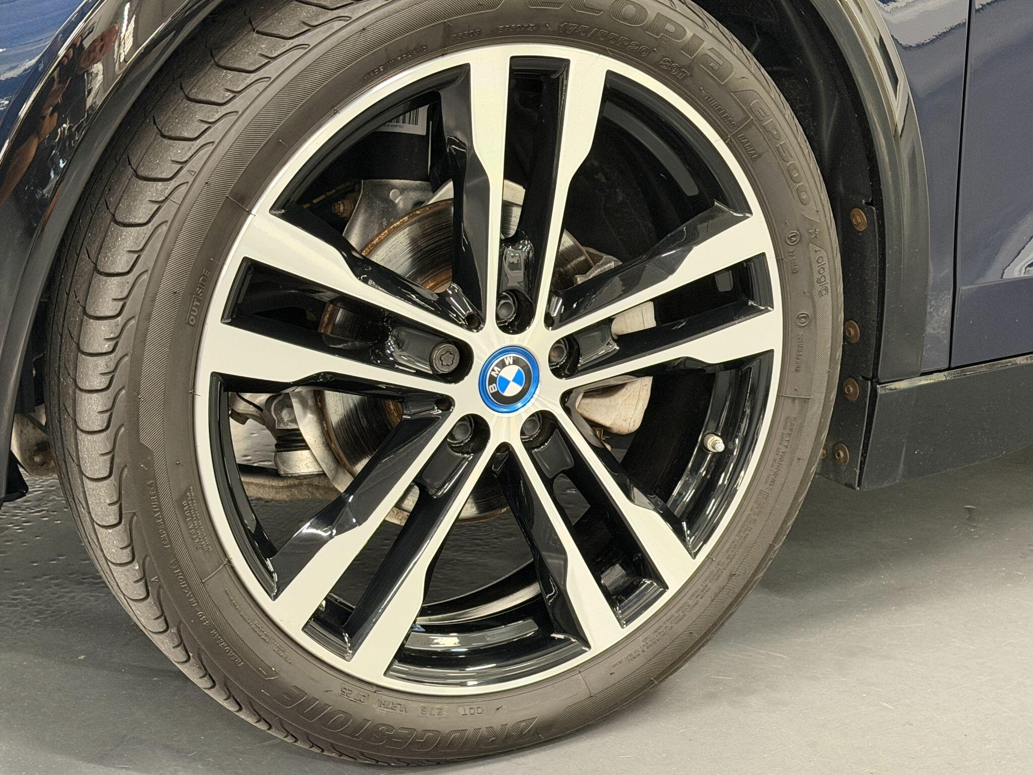 BMW I3 view 18
