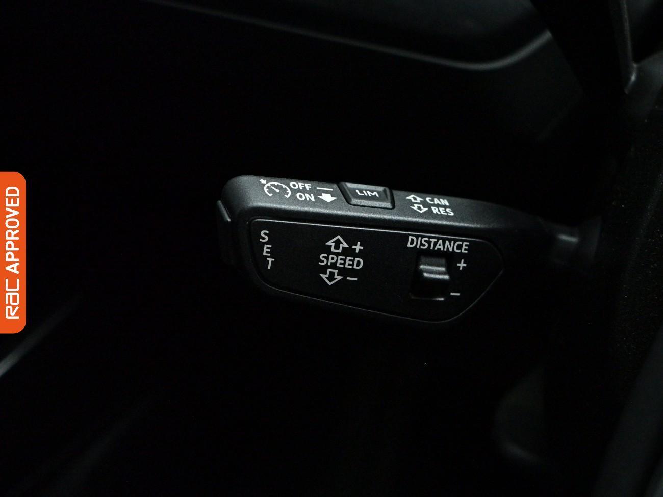 Audi Q4 E-Tron view 21
