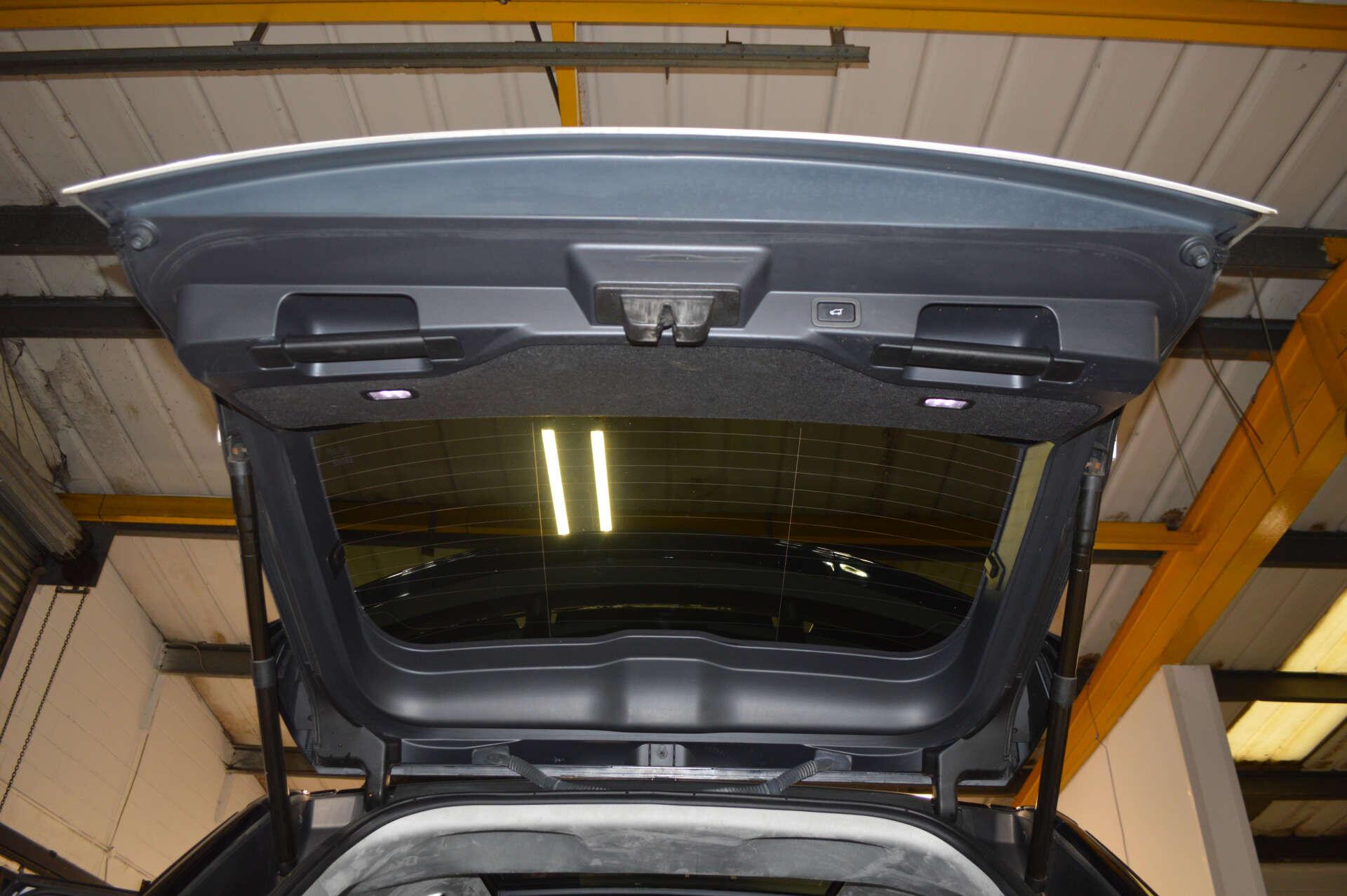 Land Rover Range Rover Sport view 26
