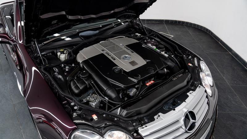 Mercedes-Benz SL view 21