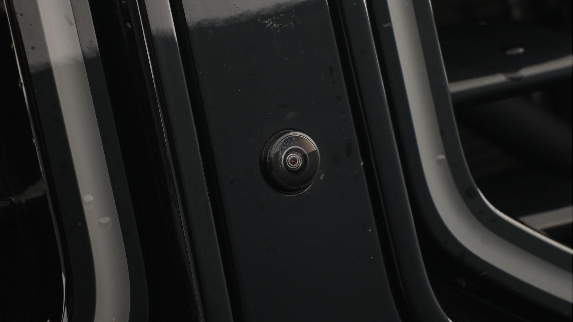 BMW XM view 33