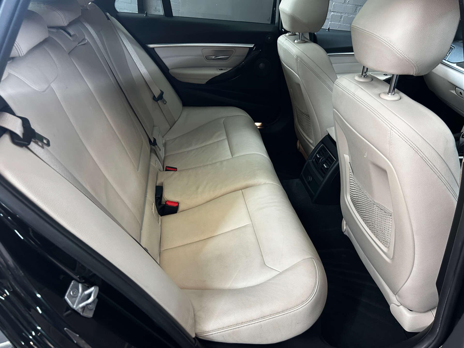 BMW 3 Series view 61