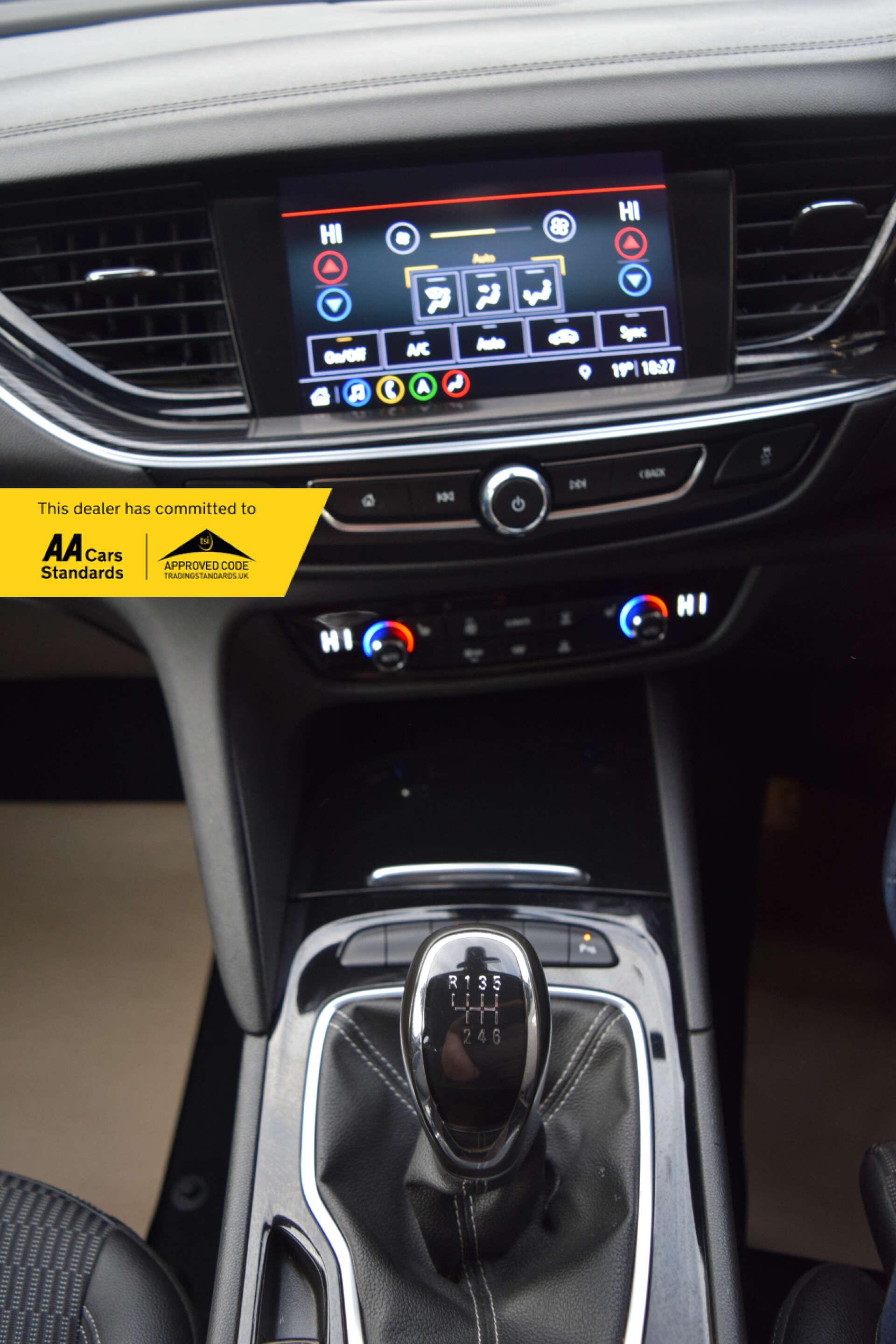 Vauxhall Insignia view 53