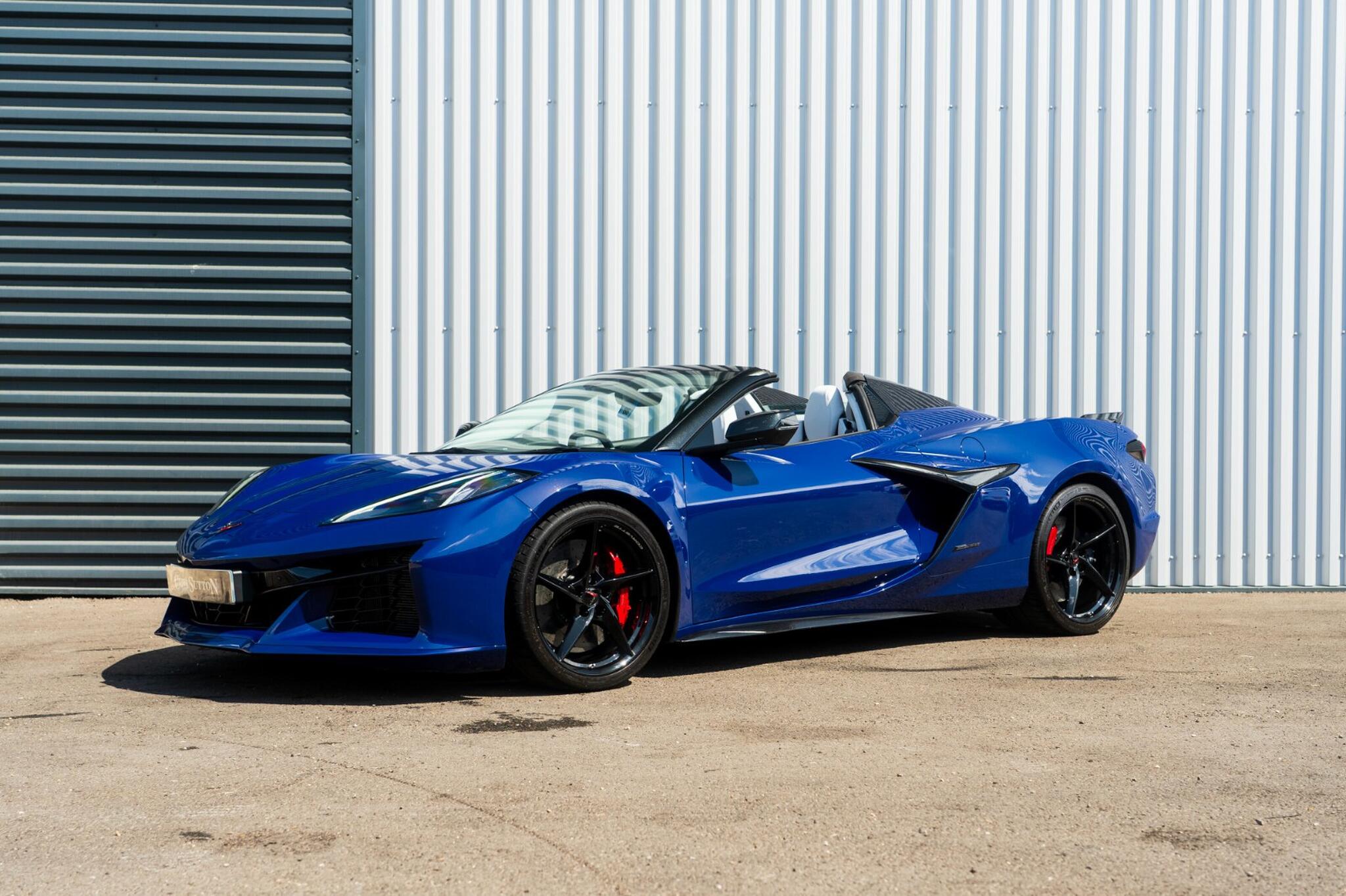 Chevrolet Corvette view 17