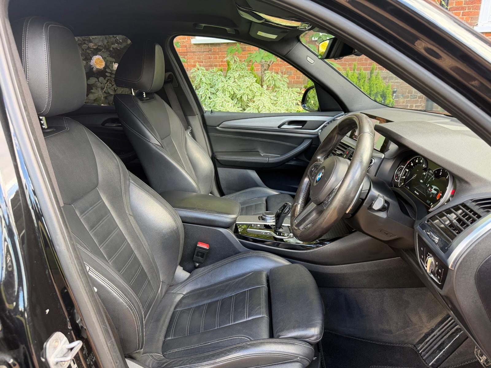 BMW X3 view 11