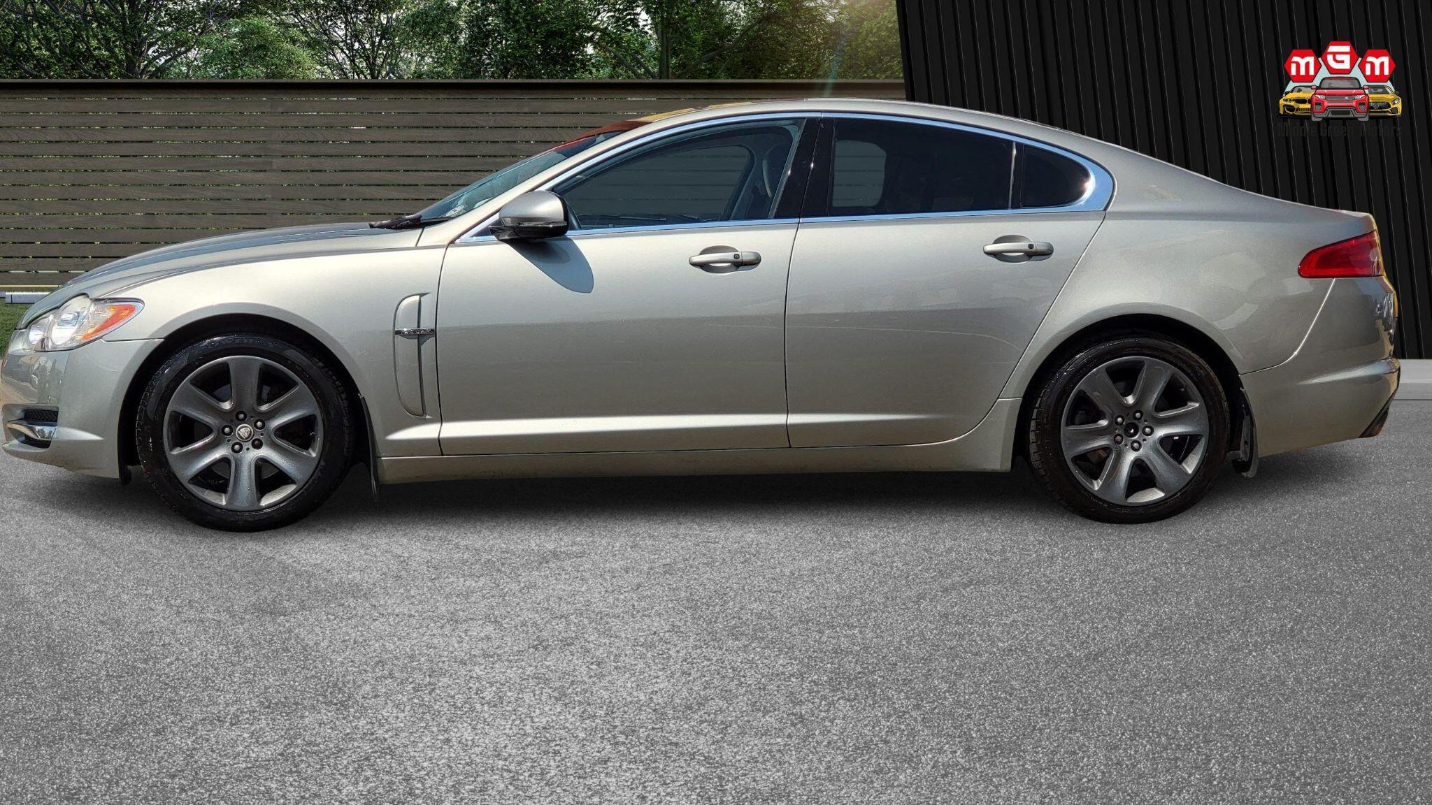 Jaguar XF view 6