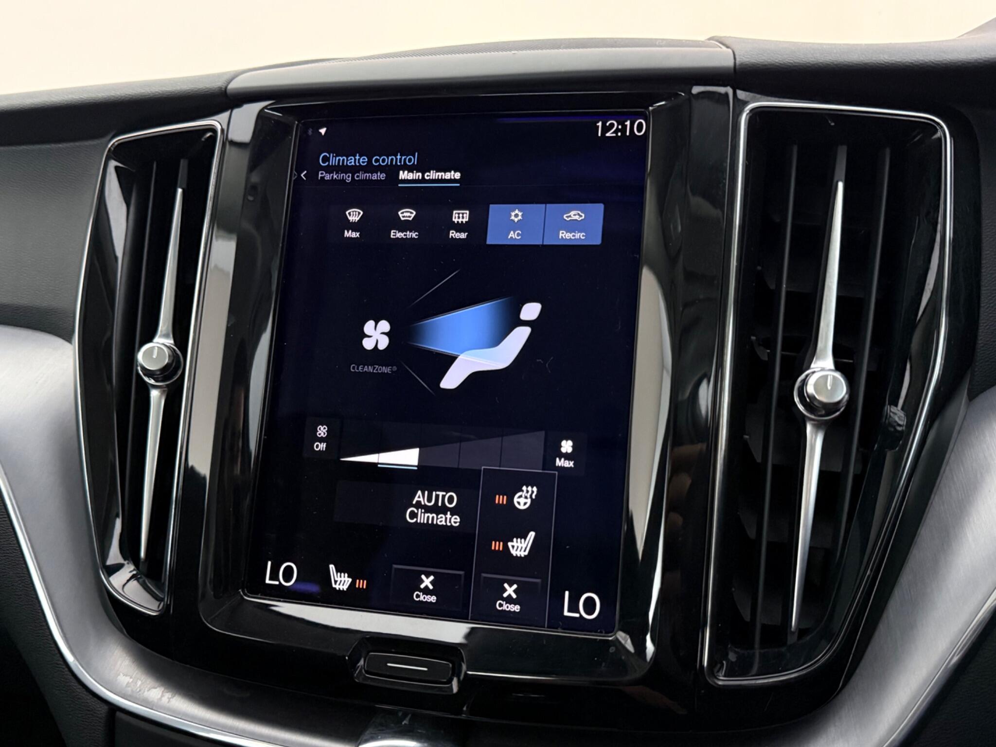 Volvo XC60 view 29