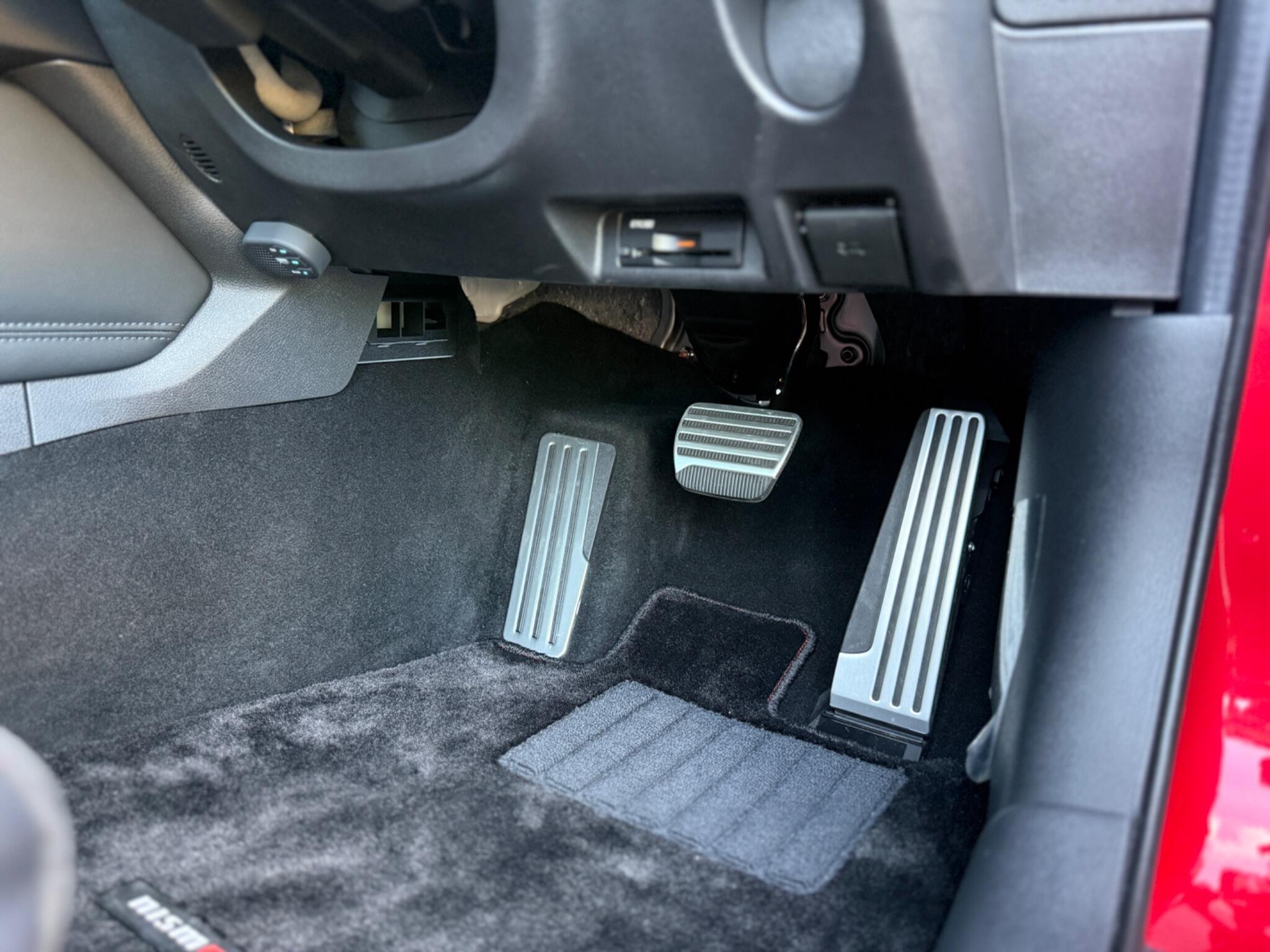 Nissan Fairlady view 24