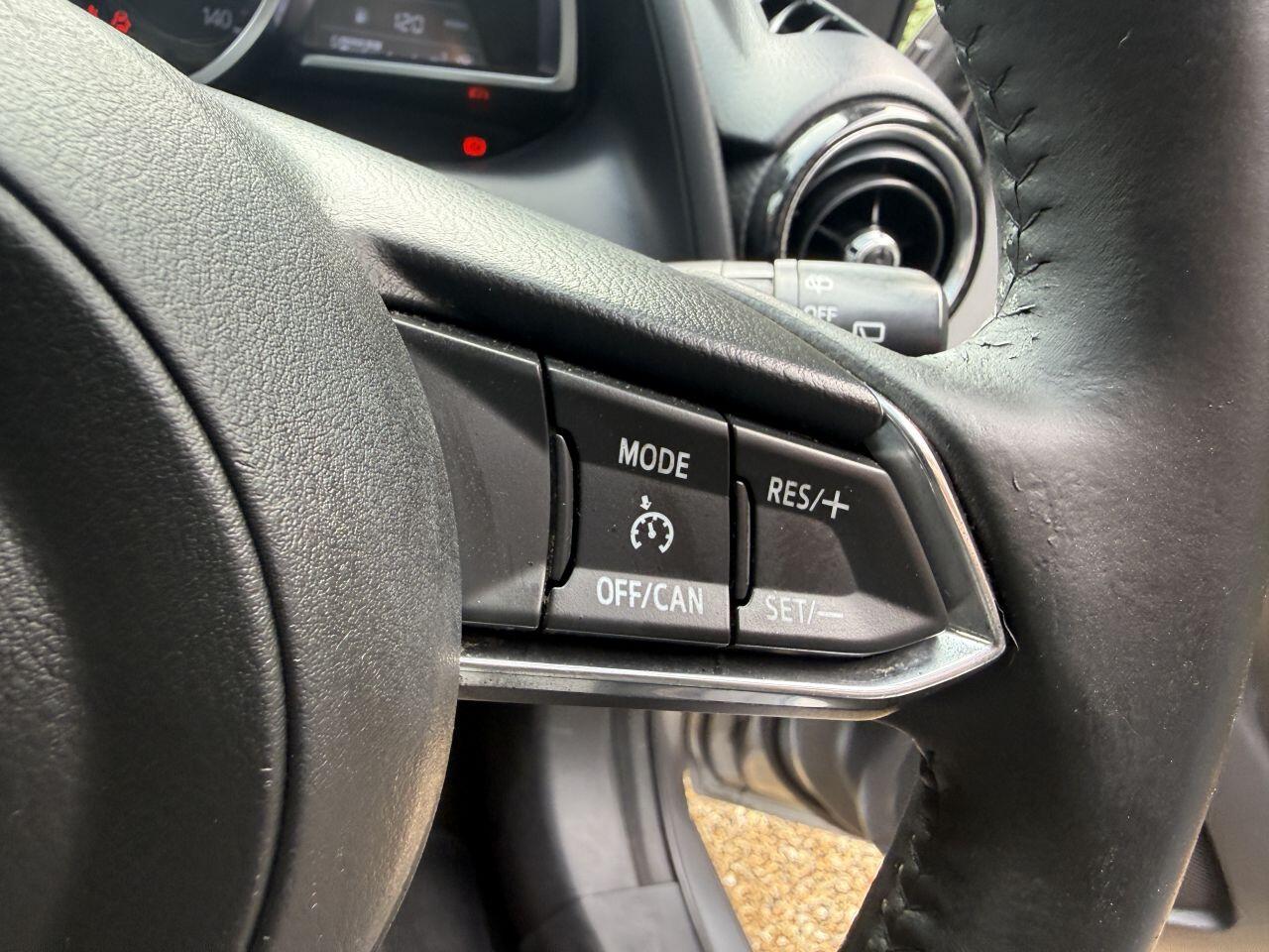 Mazda Mazda2 view 16