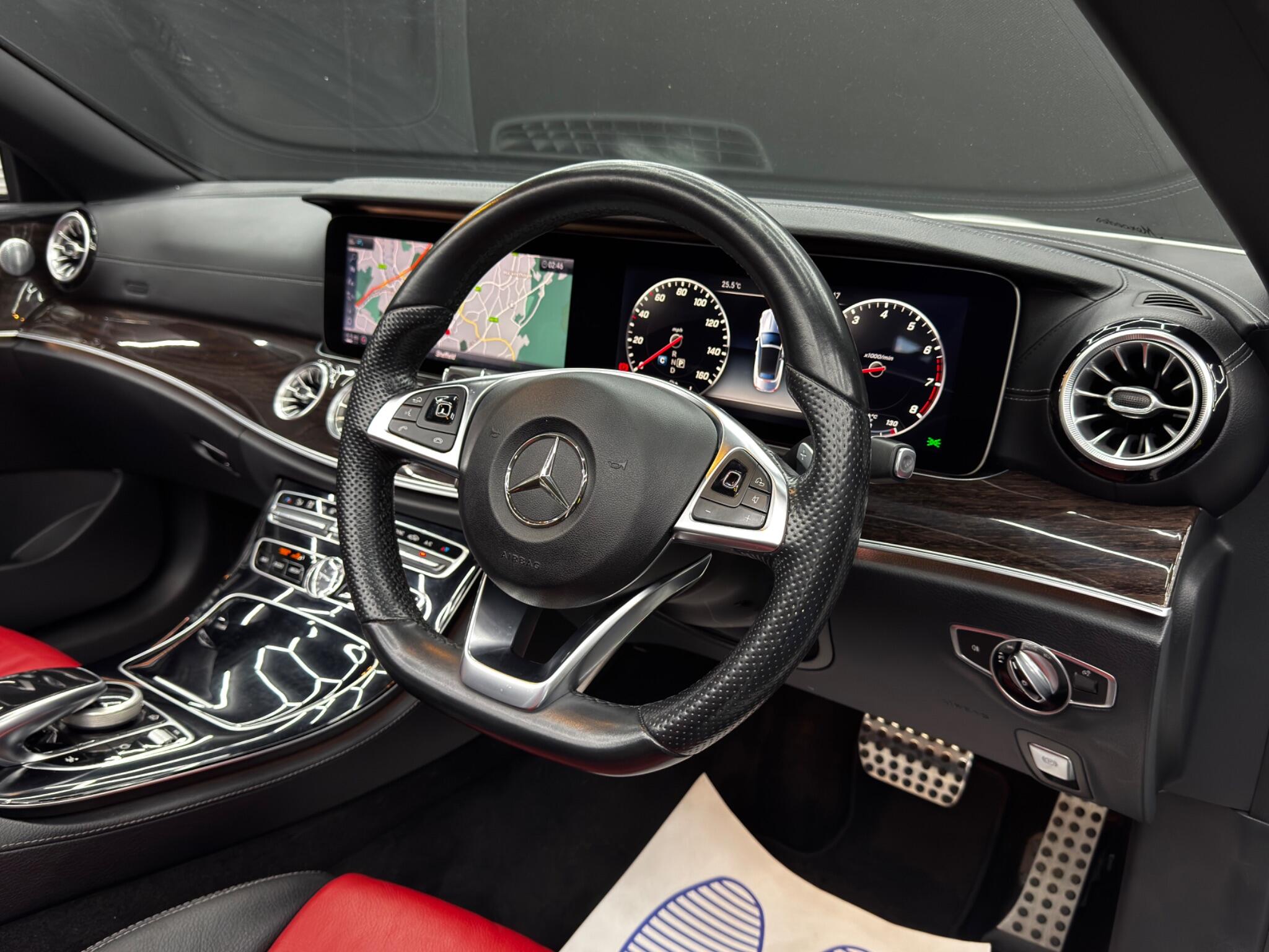Mercedes-Benz E-Class view 9