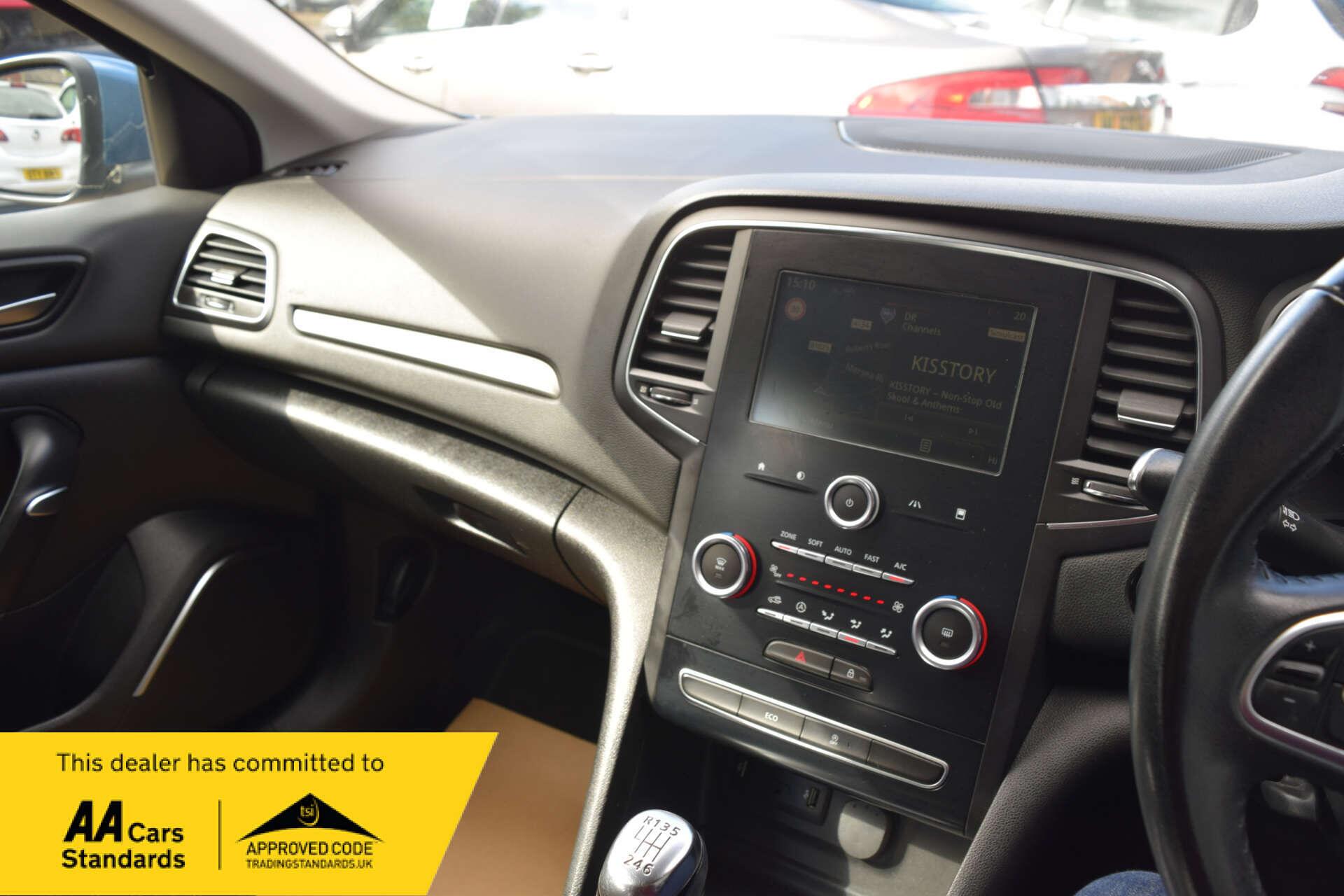 Renault Megane view 55