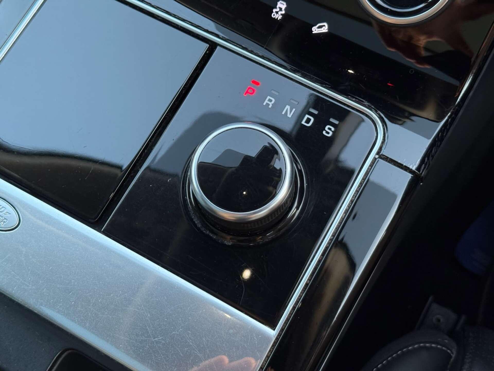 Land Rover Range Rover Velar view 55