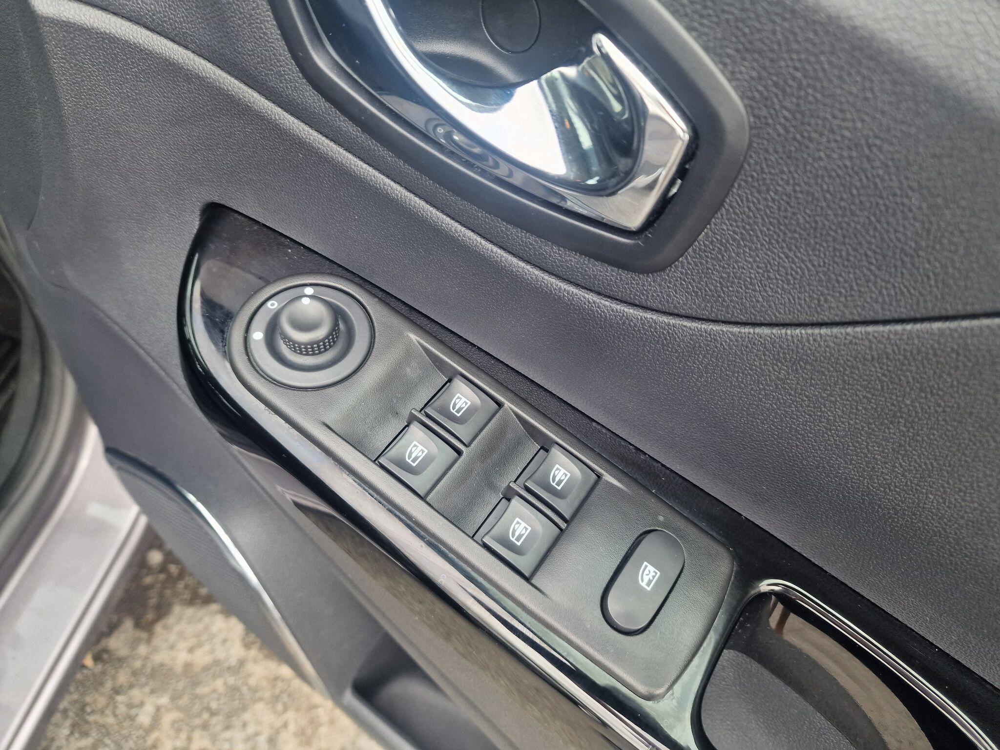 Renault Captur view 35