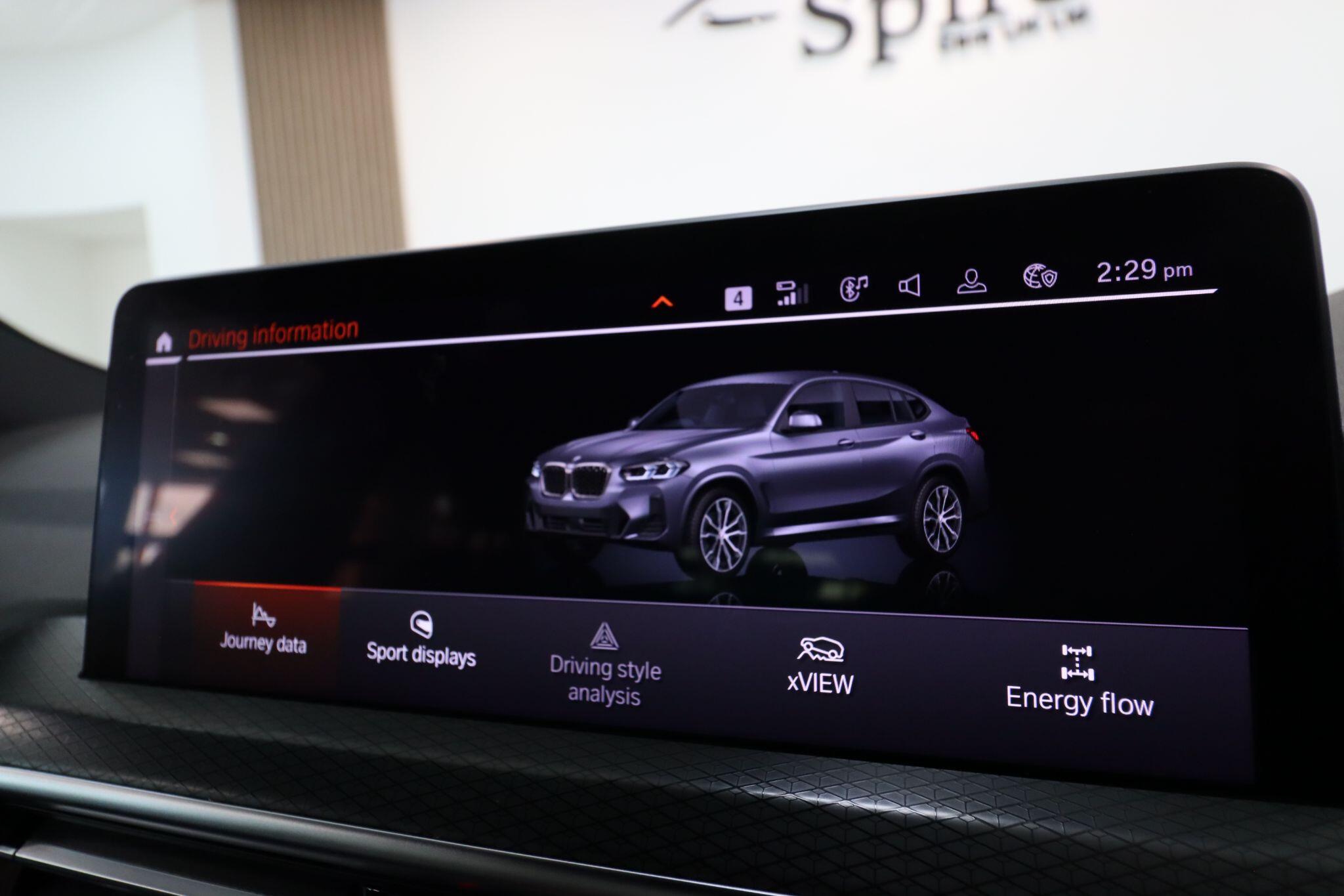 BMW X4 view 30