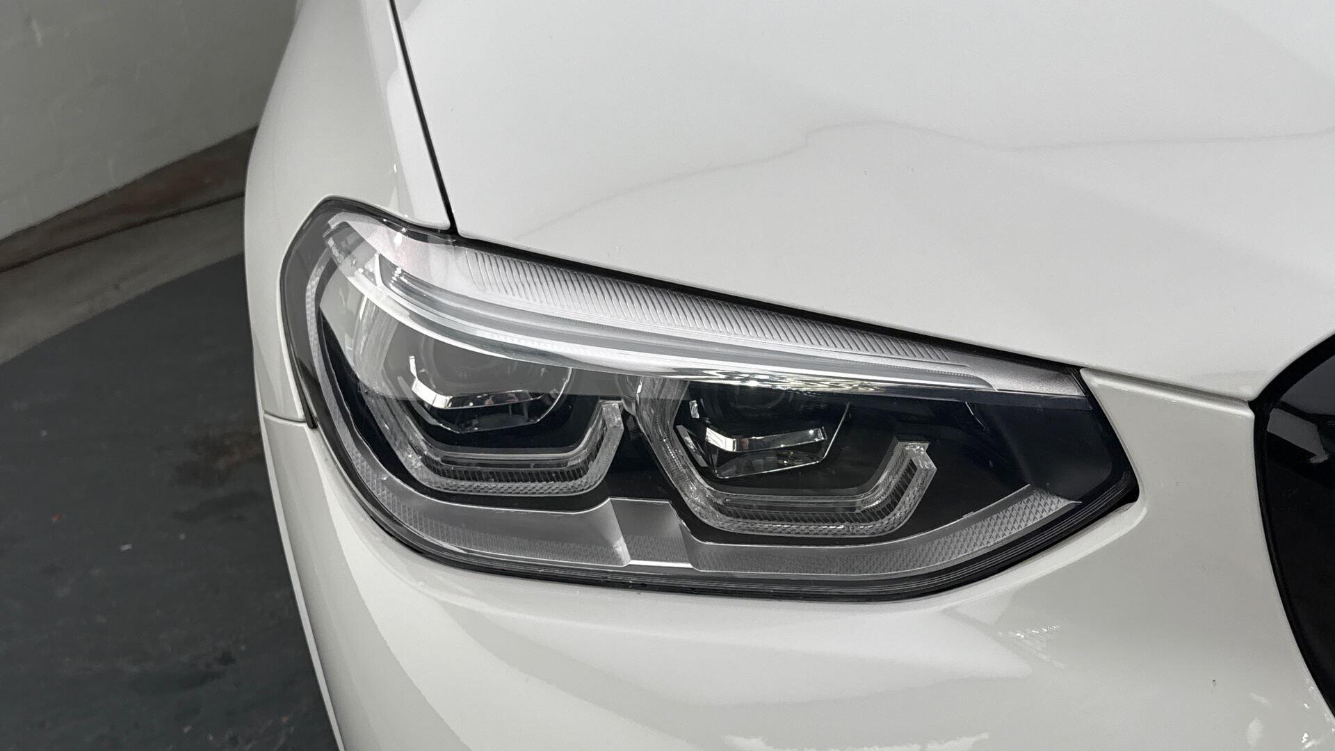 BMW X3 view 24