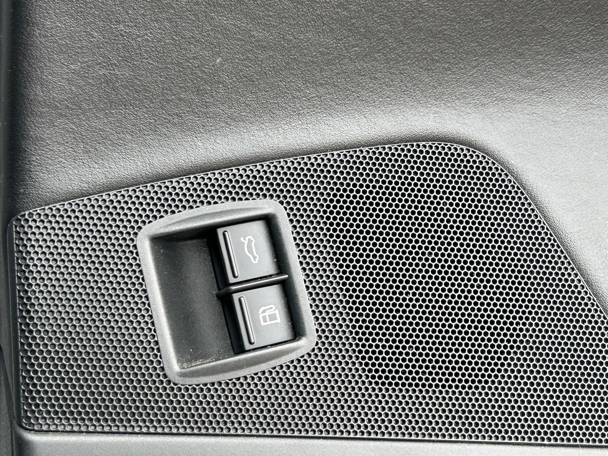 Volkswagen CC view 30