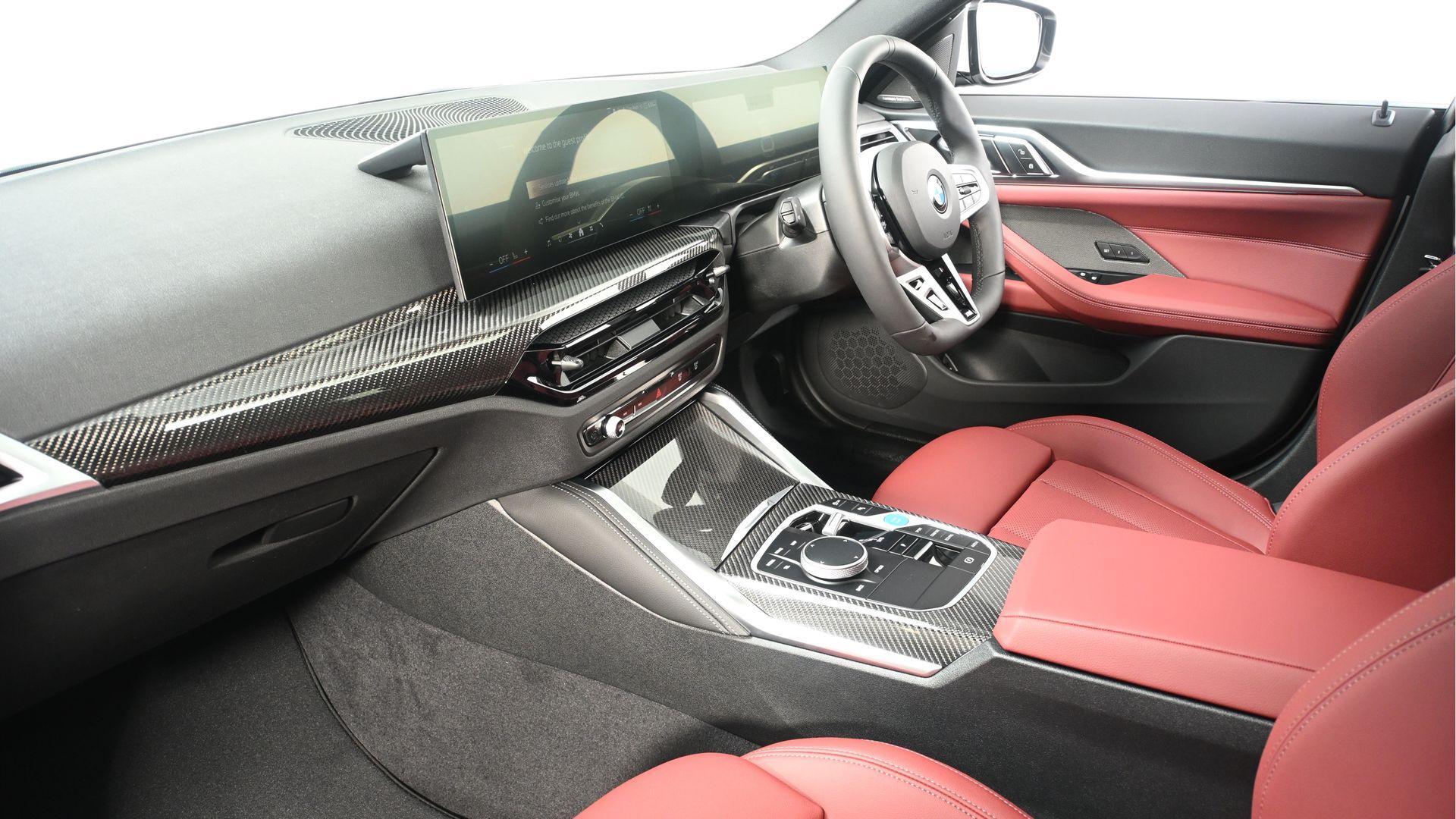 BMW i4 view 7