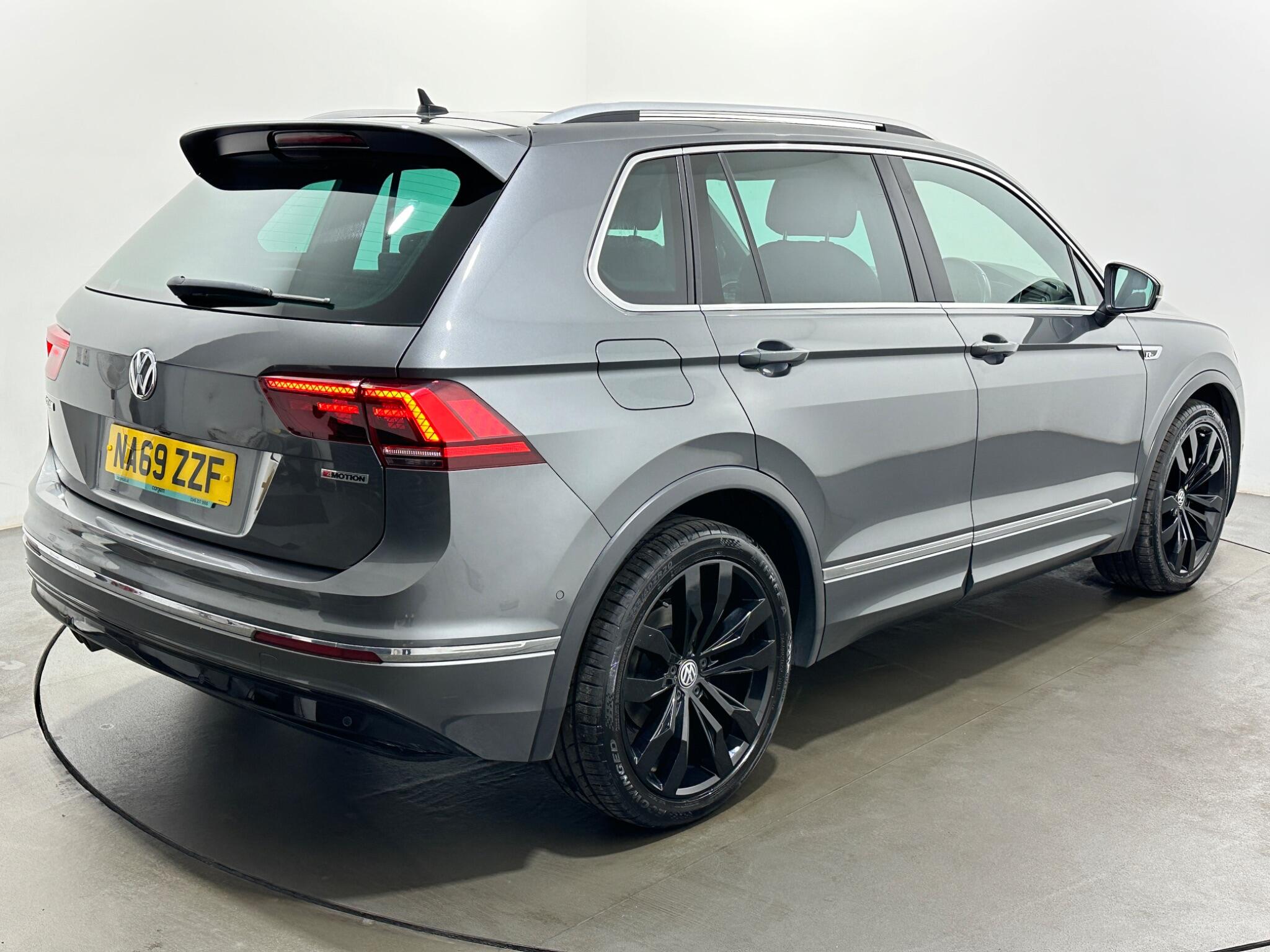 Volkswagen Tiguan view 54