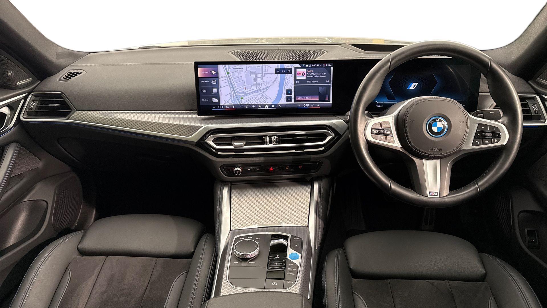 BMW i4 view 4