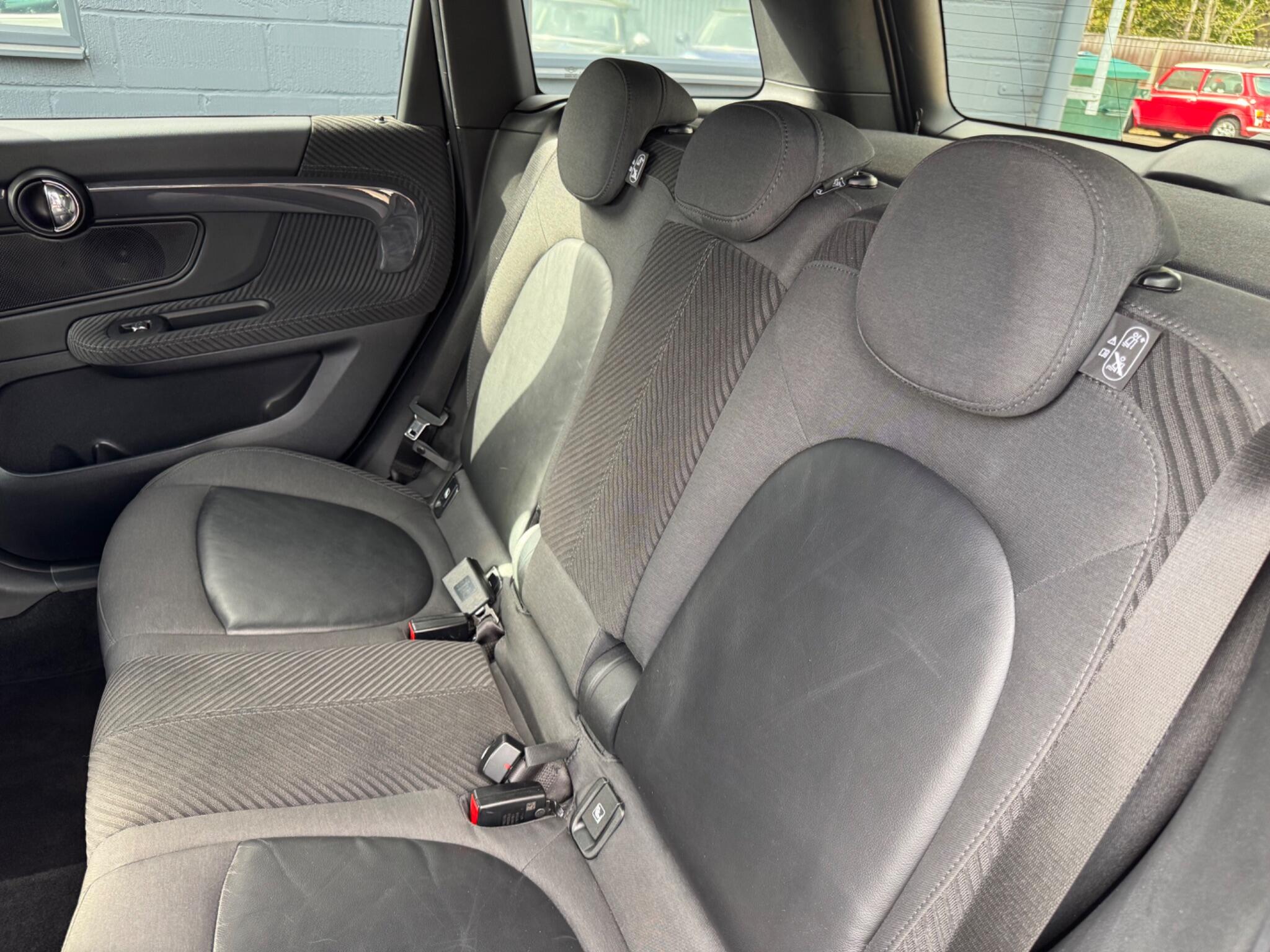 Mini Countryman view 21