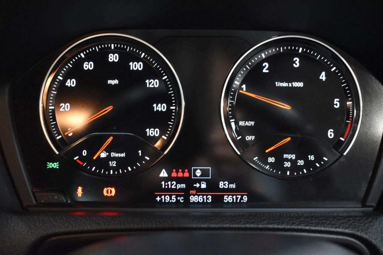 BMW 1 Series view 8