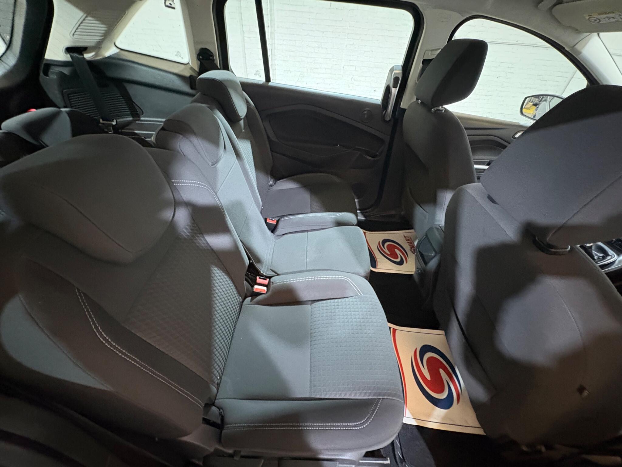 Ford Grand C-Max view 49