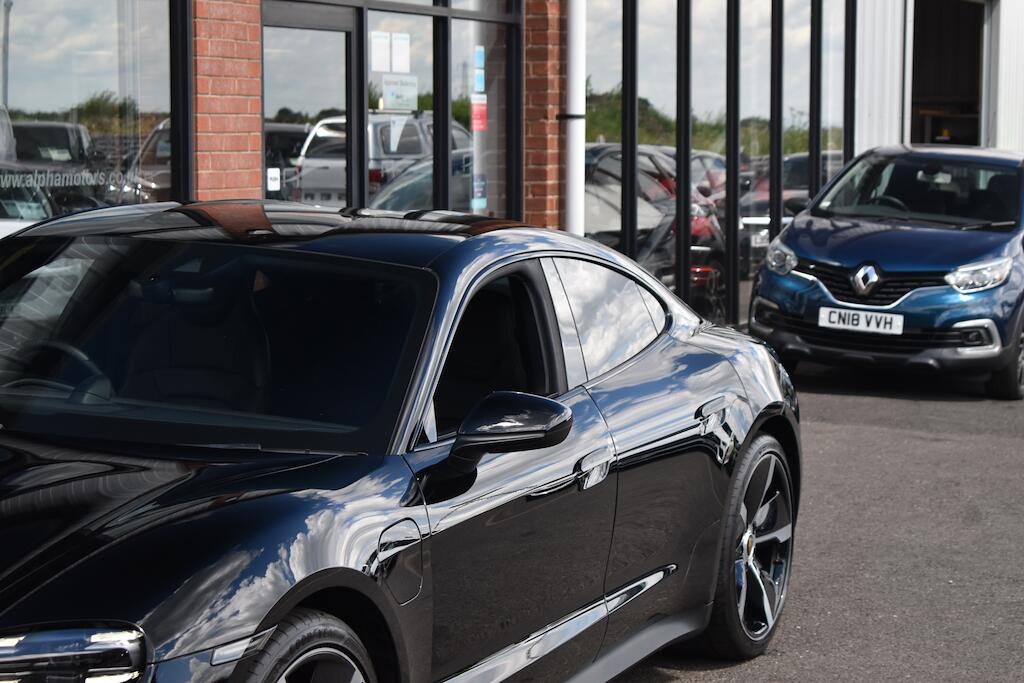 Porsche Taycan view 23
