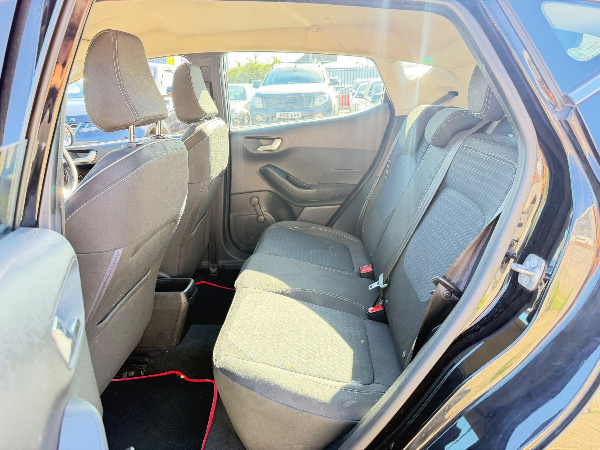 Ford Fiesta view 15