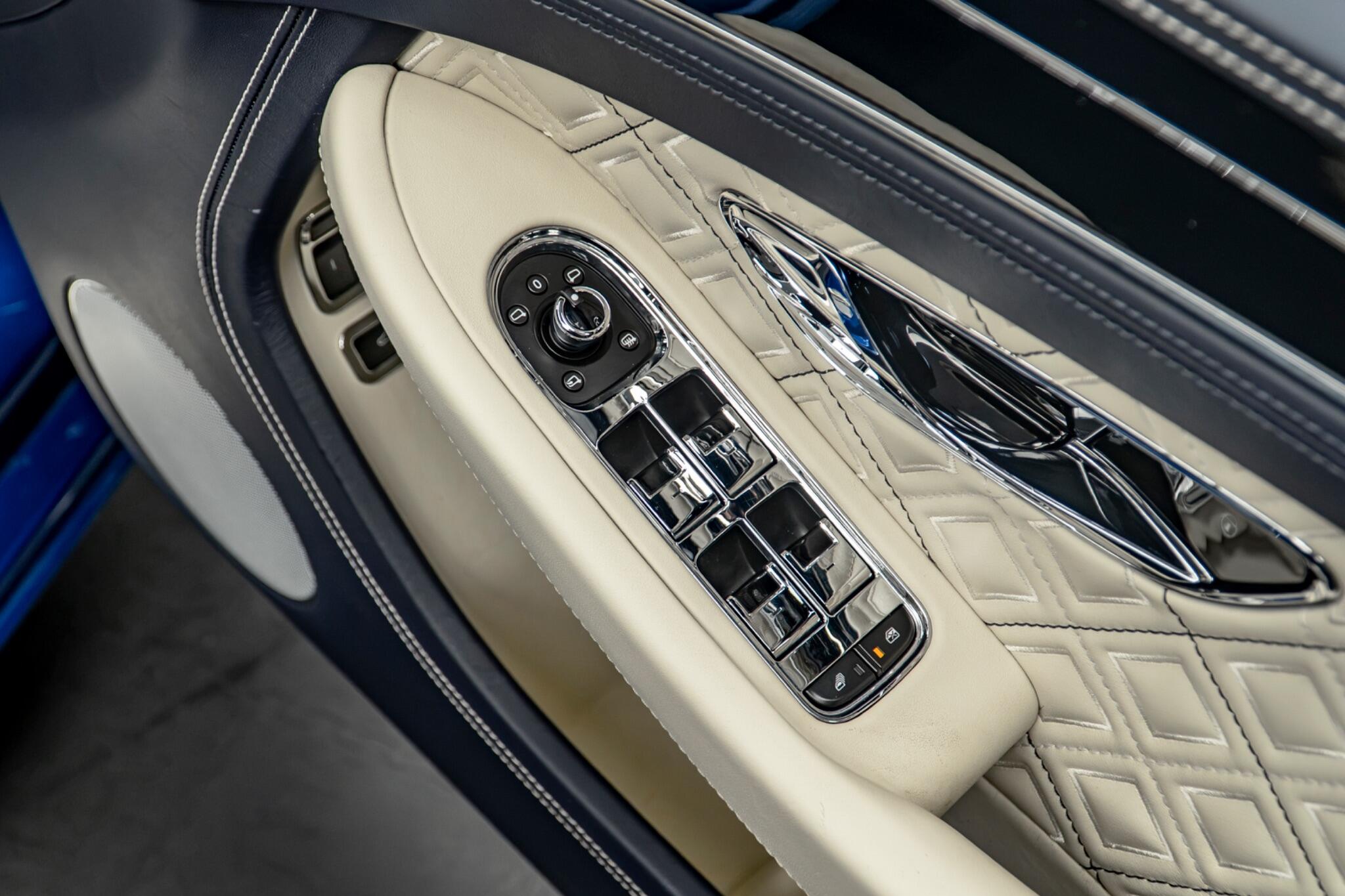Bentley Continental view 32