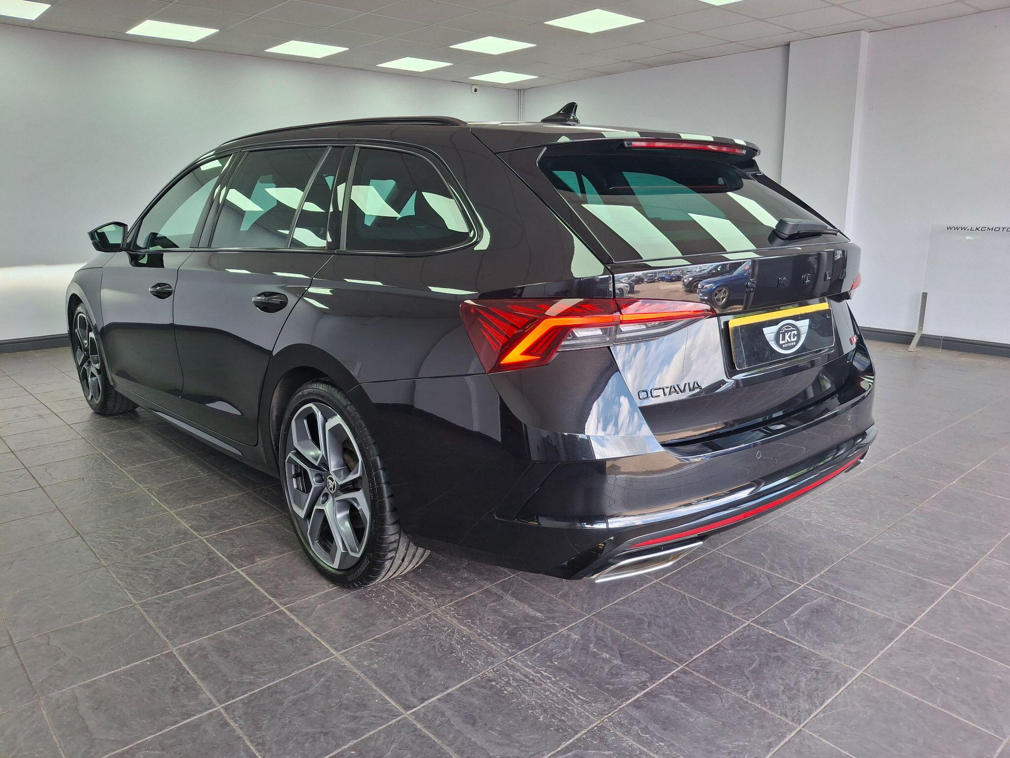 Skoda Octavia view 12