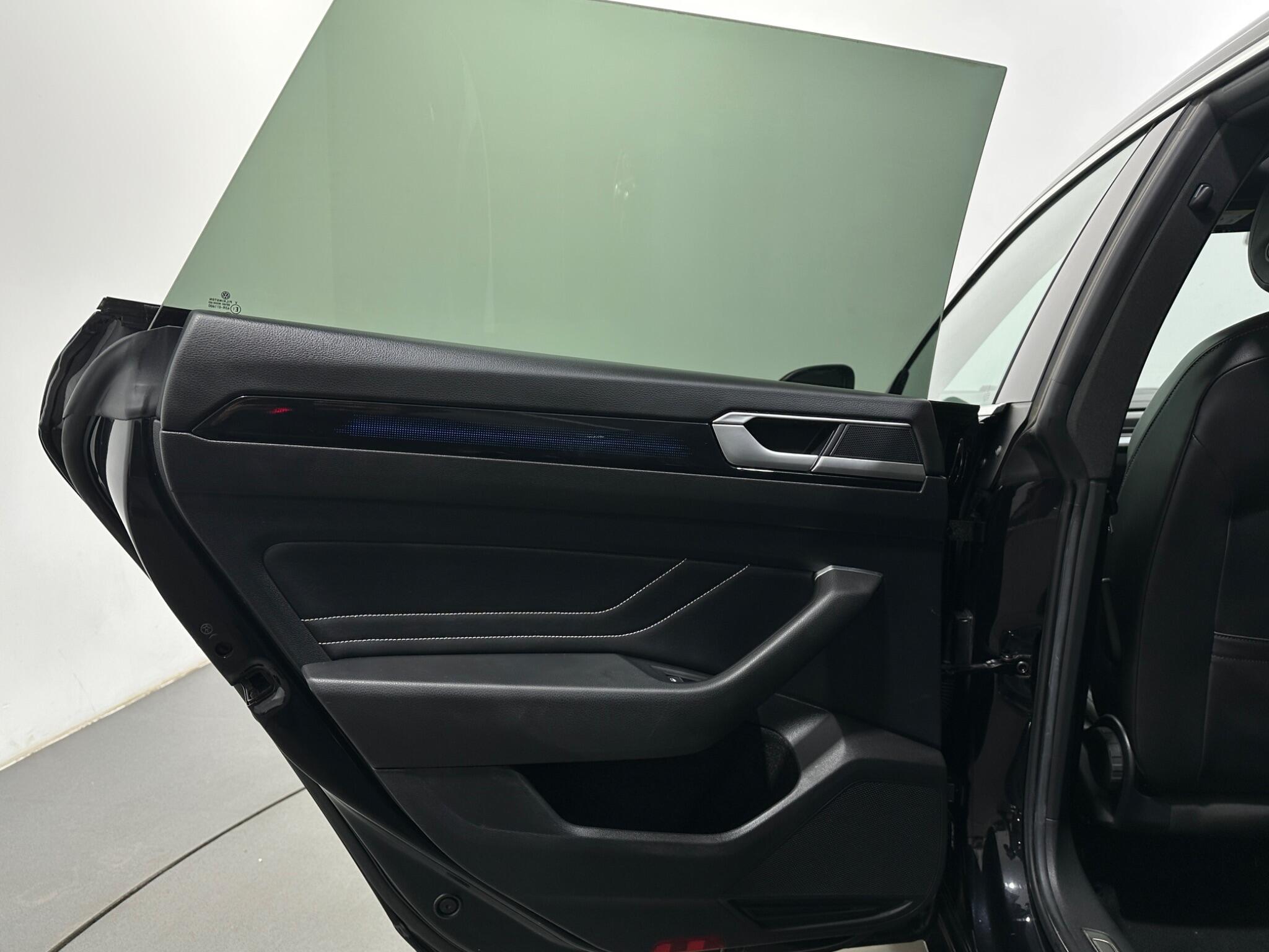 Volkswagen Arteon view 41