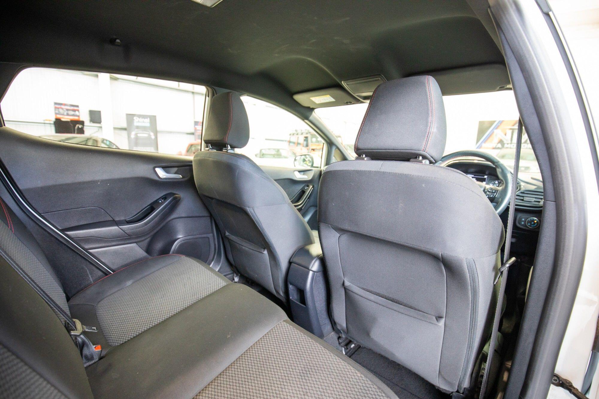 Ford Fiesta view 13