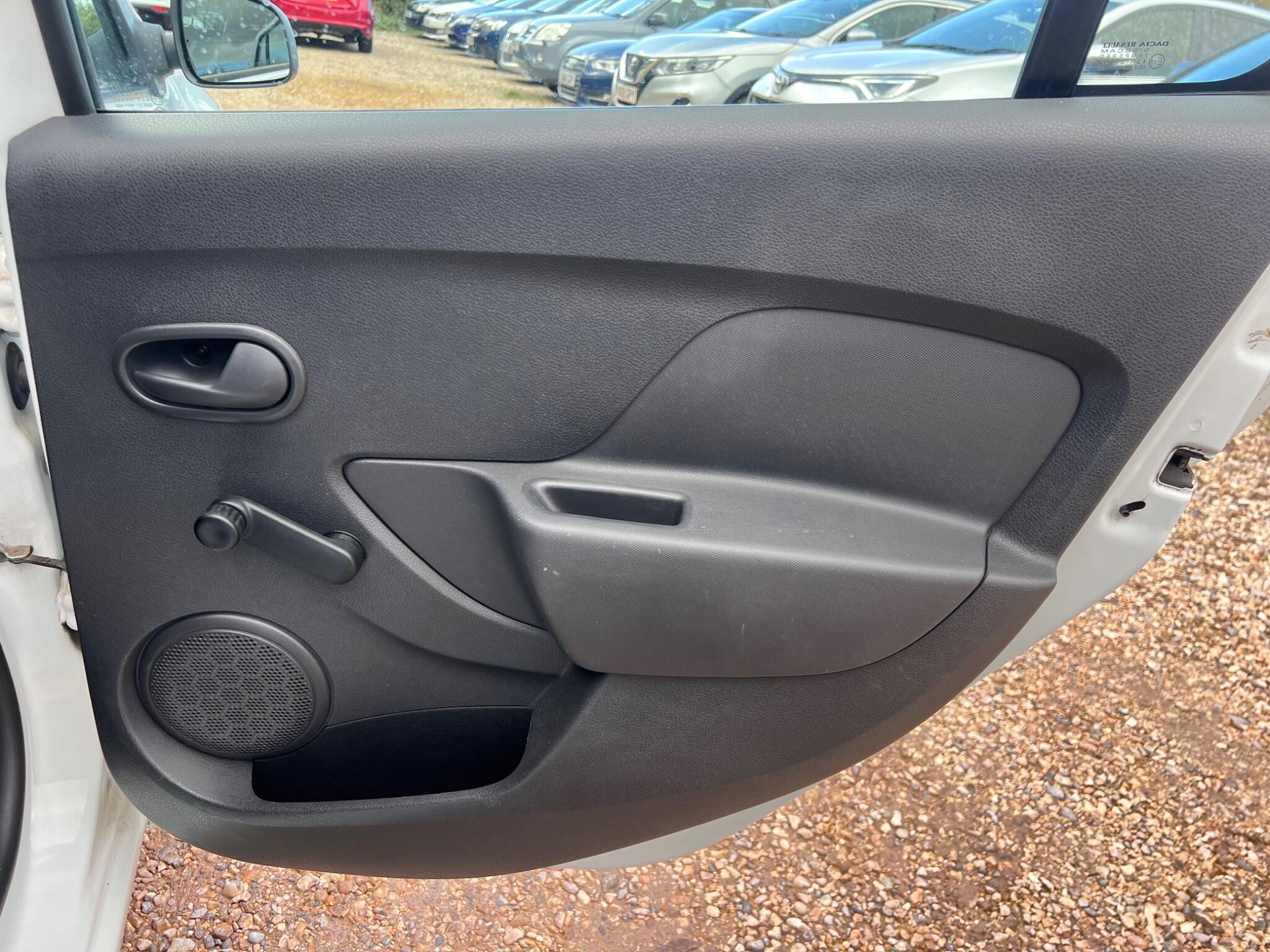Dacia Logan MCV view 50