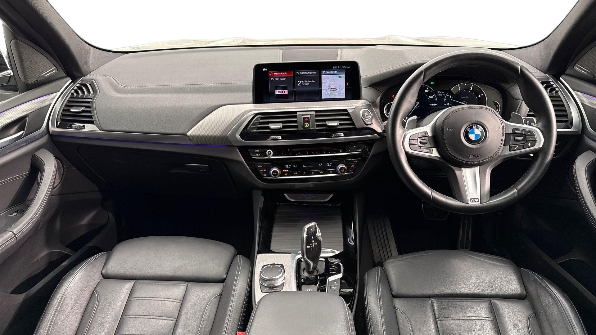 BMW X3 view 4