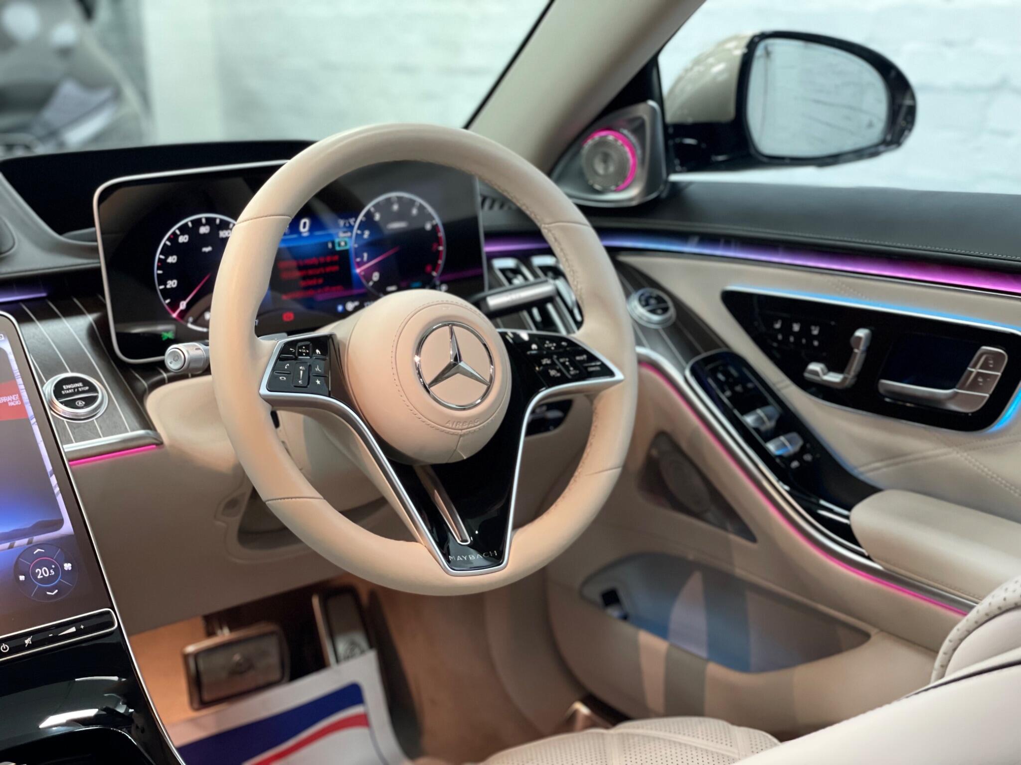 Mercedes-Benz S-Class view 72