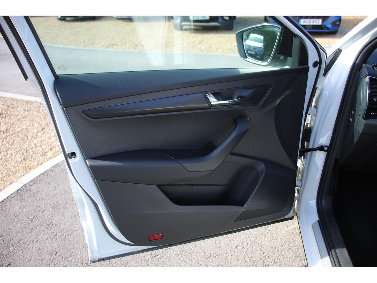 Skoda Karoq view 33