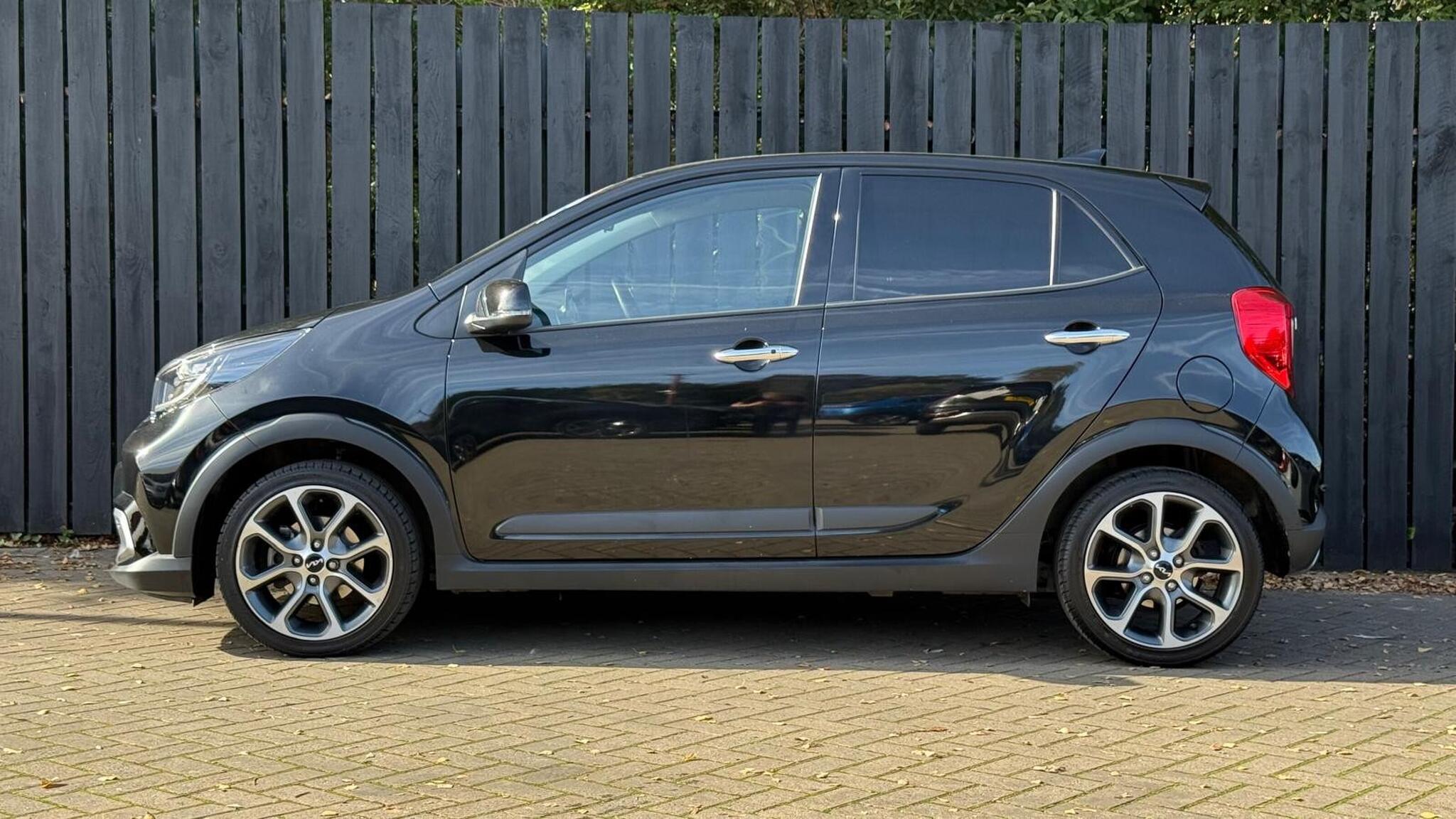 Kia Picanto view 5