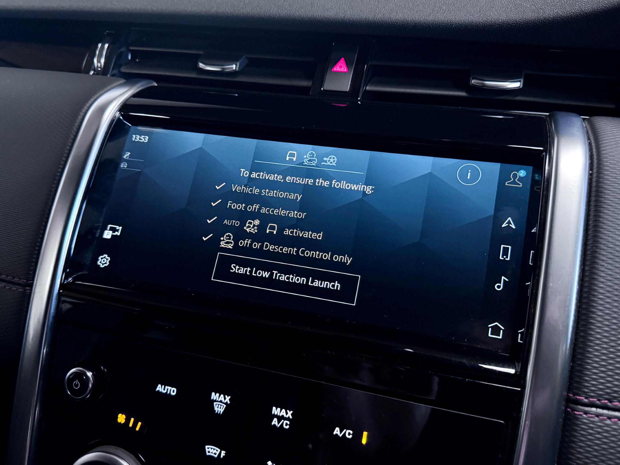 Land Rover Discovery Sport view 60